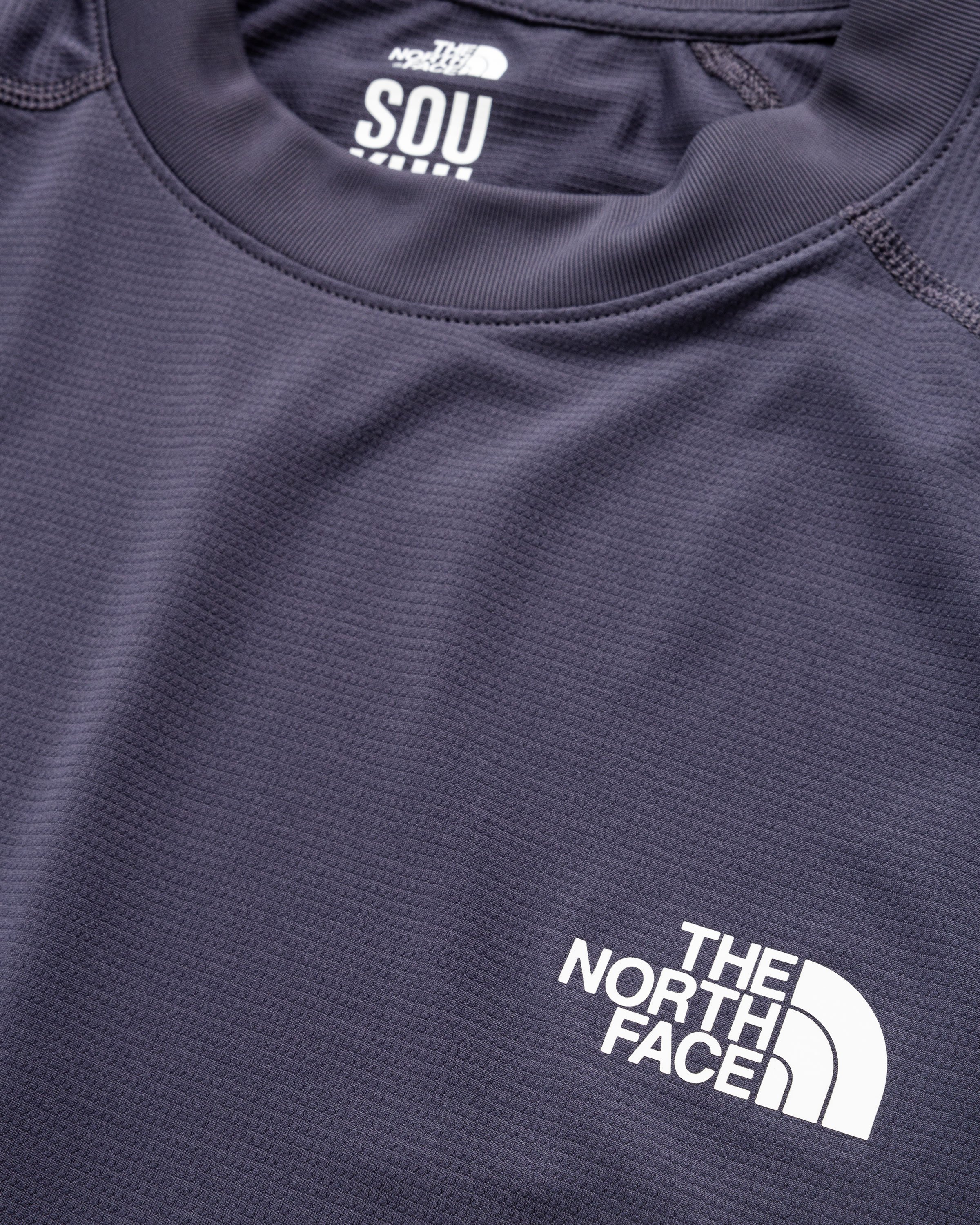 The North Face x UNDERCOVER - SOUKUU TRAIL RUN S/S TEE PERISCOPE GREY/DARK EAR - Clothing - Grey - Image 6