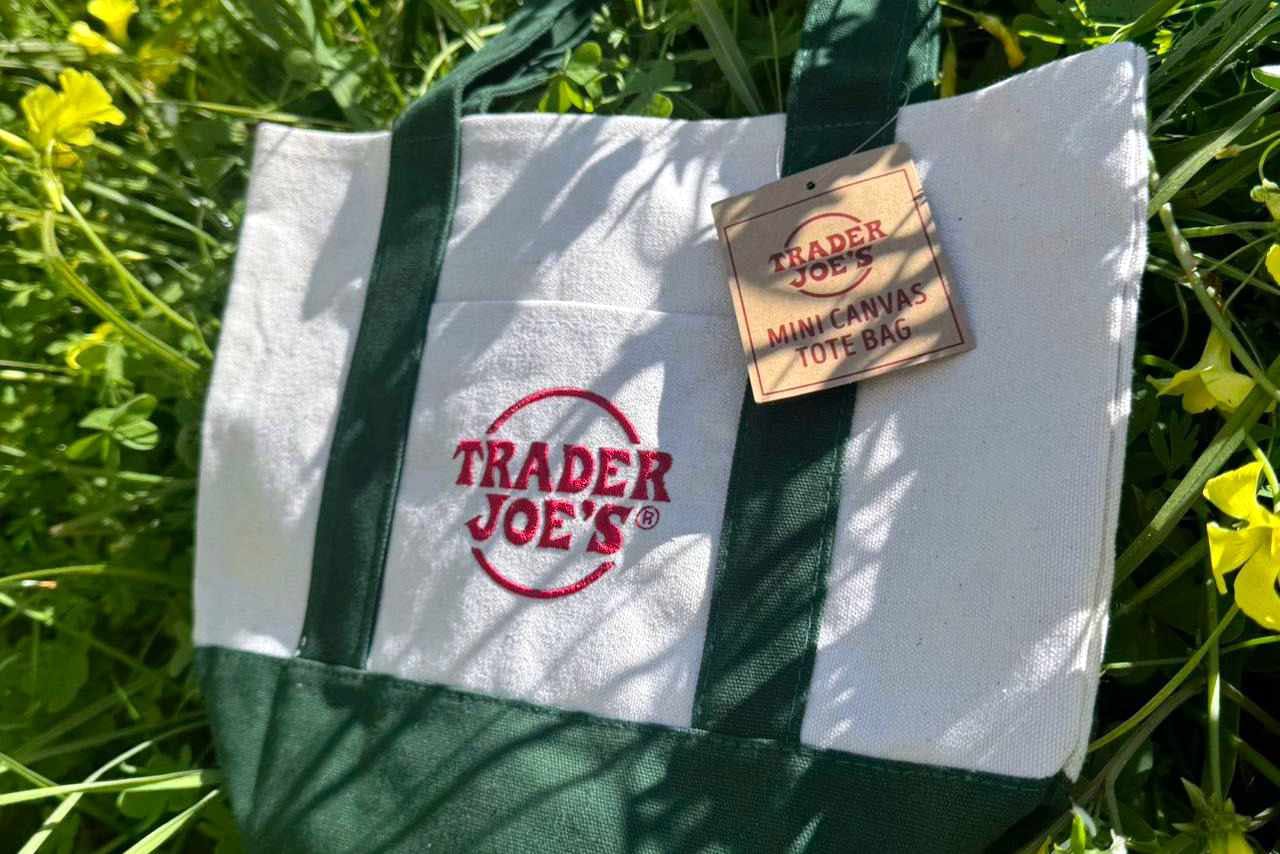Trader Joes' Tote Bag Is Not the New Stanley Cup