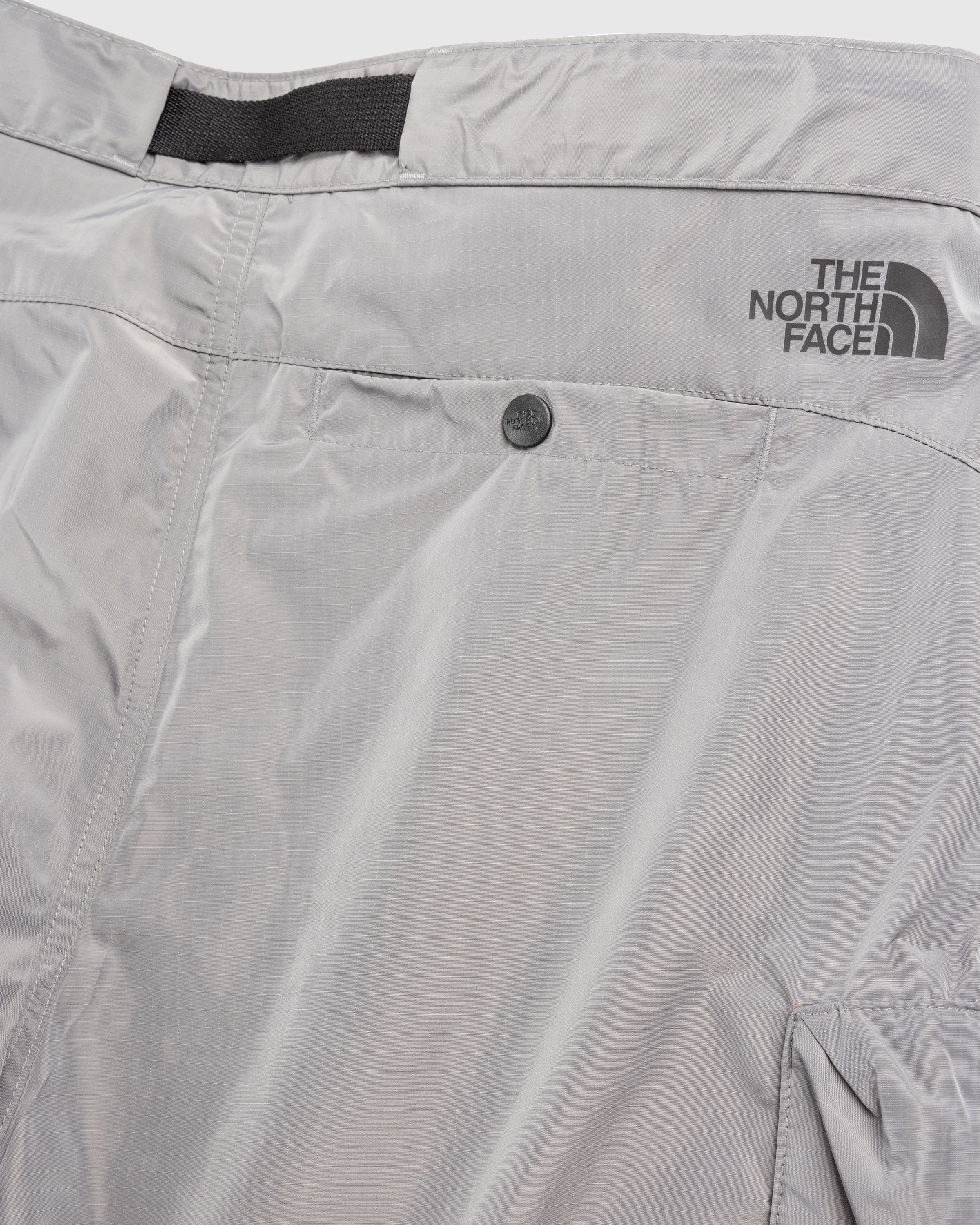 The North Face - M NSE CARGO PKT SHORT SMOKED PEARL - Clothing - Grey - Image 6