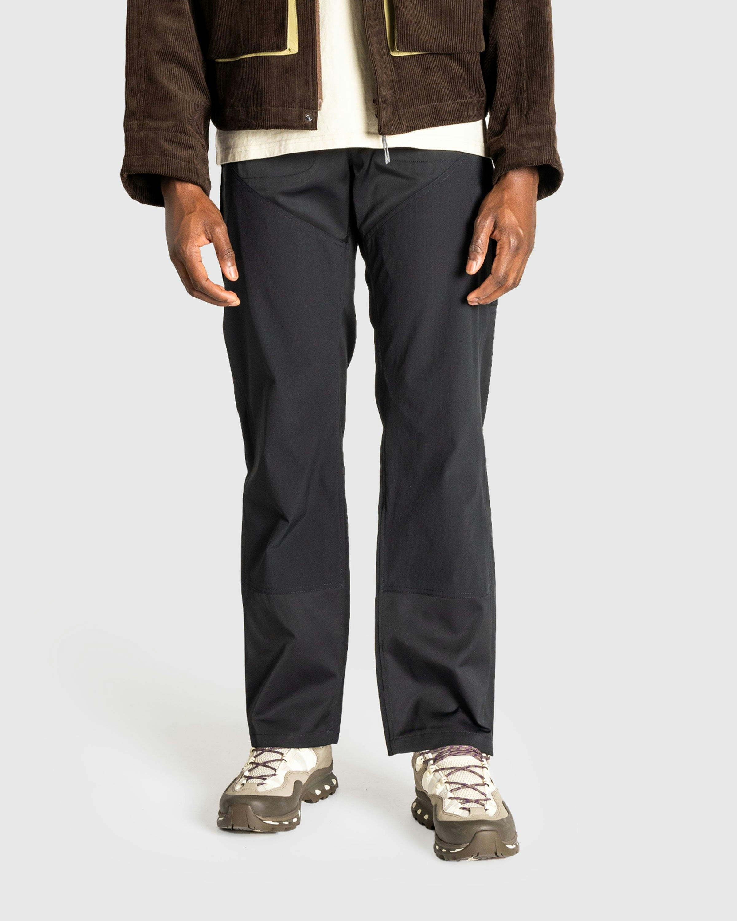 ROA - Cargo Trousers Black - Clothing -  - Image 2