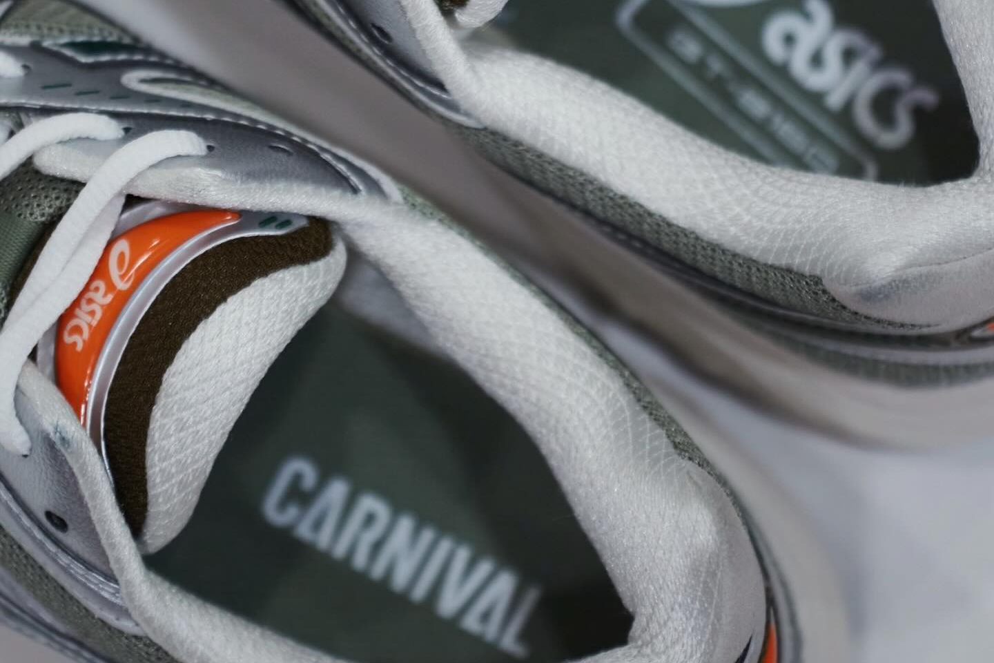 carnival asics gt-2160 sneaker 2024