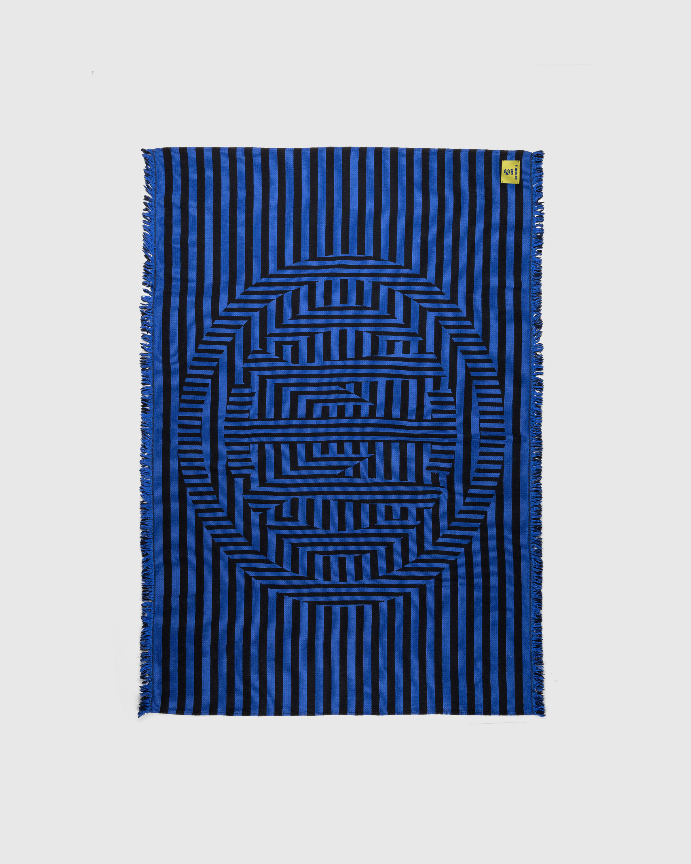 Inter x Highsnobiety – Blanket Black/Blue - Blankets & Throws - Black - Image 2