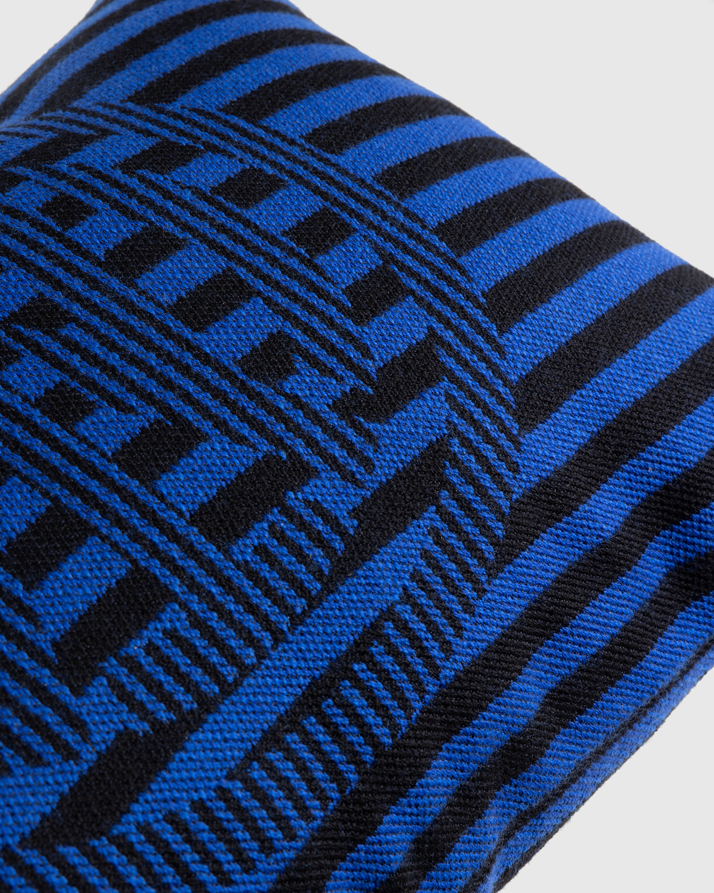 Inter x Highsnobiety – Cushion Black/Blue - Cushions - Black - Image 2