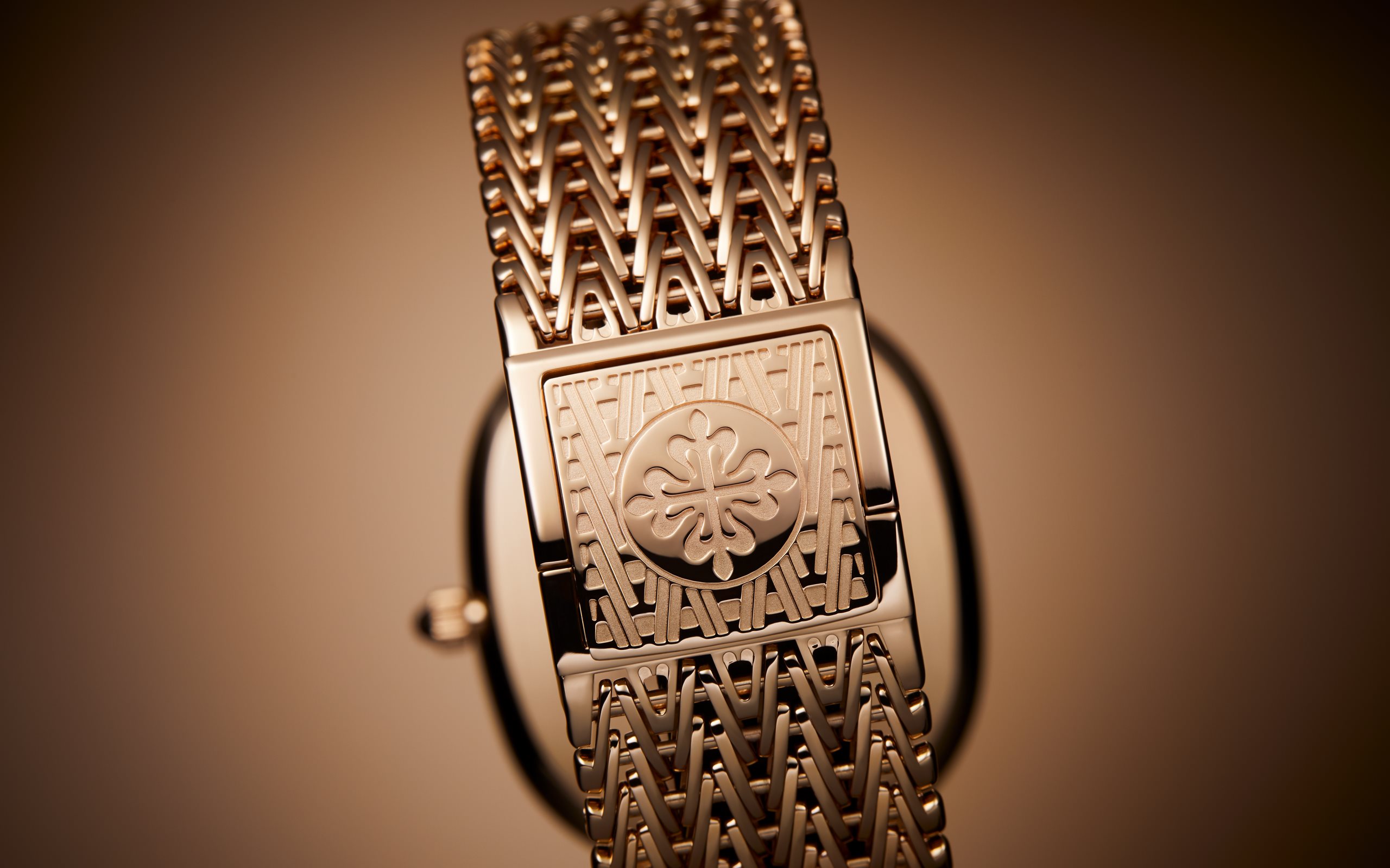 Golden Ellipse Ref. 5738/1R Watches and Wonders 2024