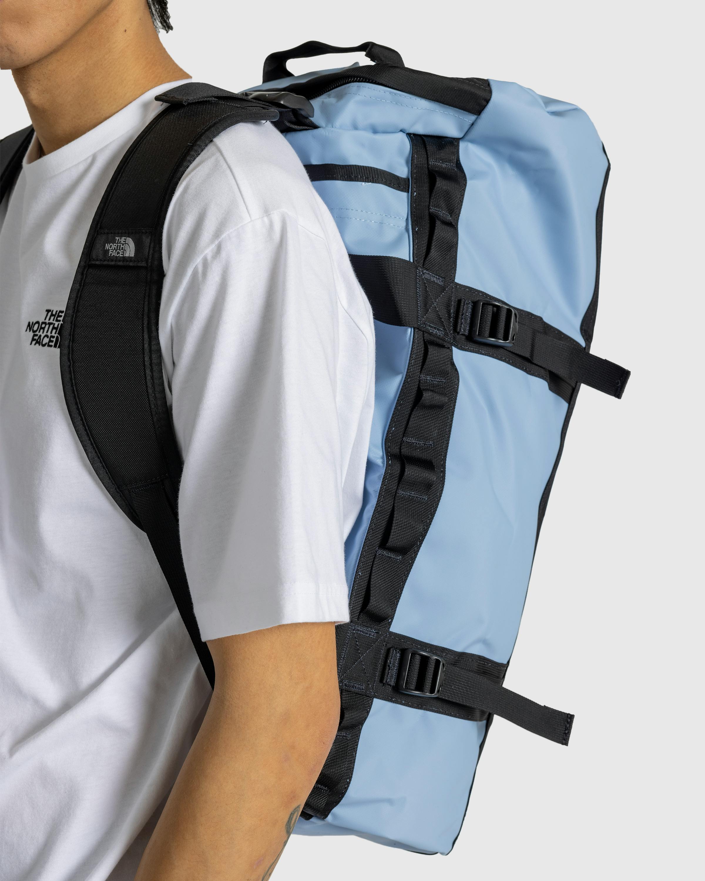 The North Face – Base Camp Duffel M Steel Blue/TNF Black - Duffle & Top Handle Bags - Blue - Image 5