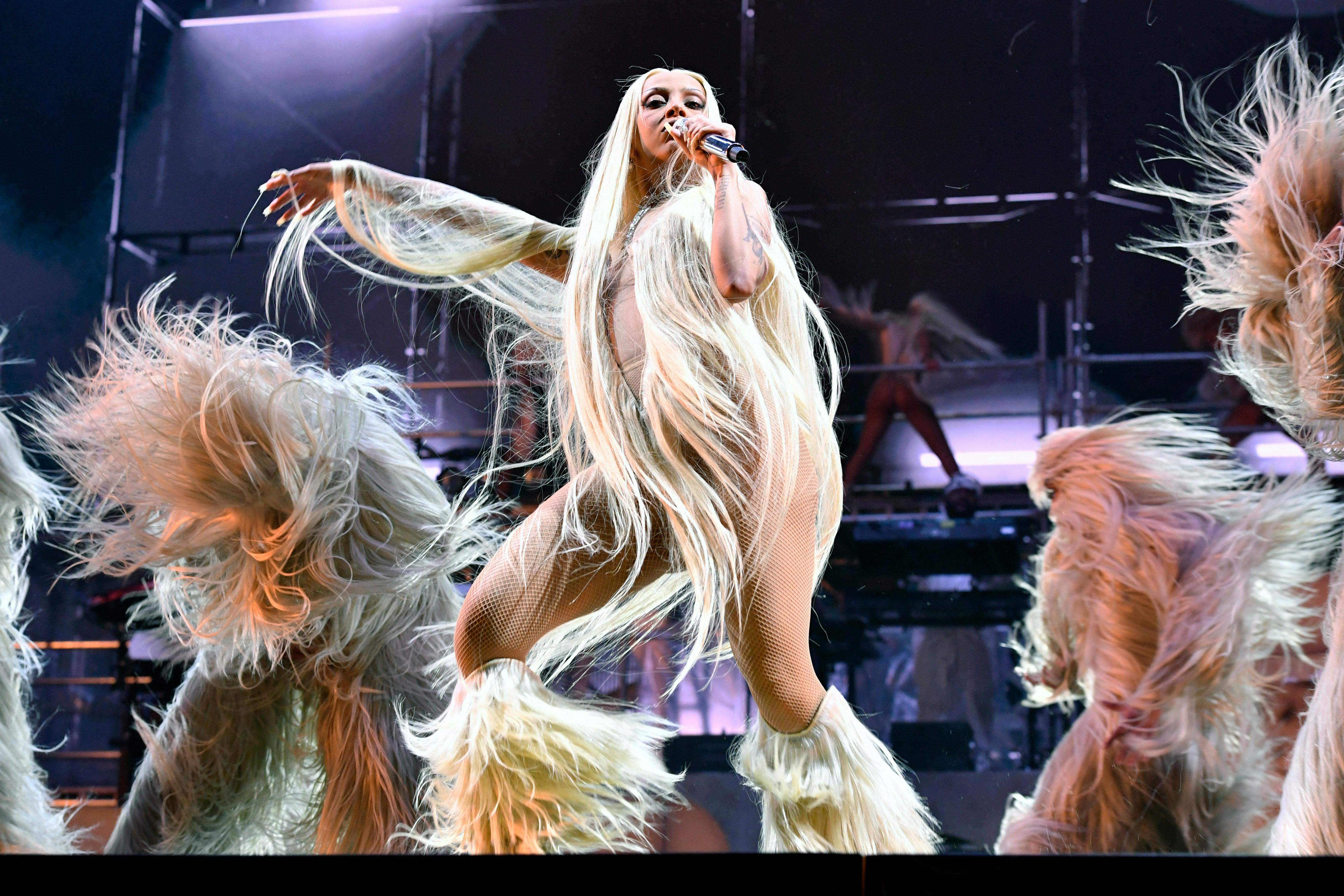doja cat coachella outfits