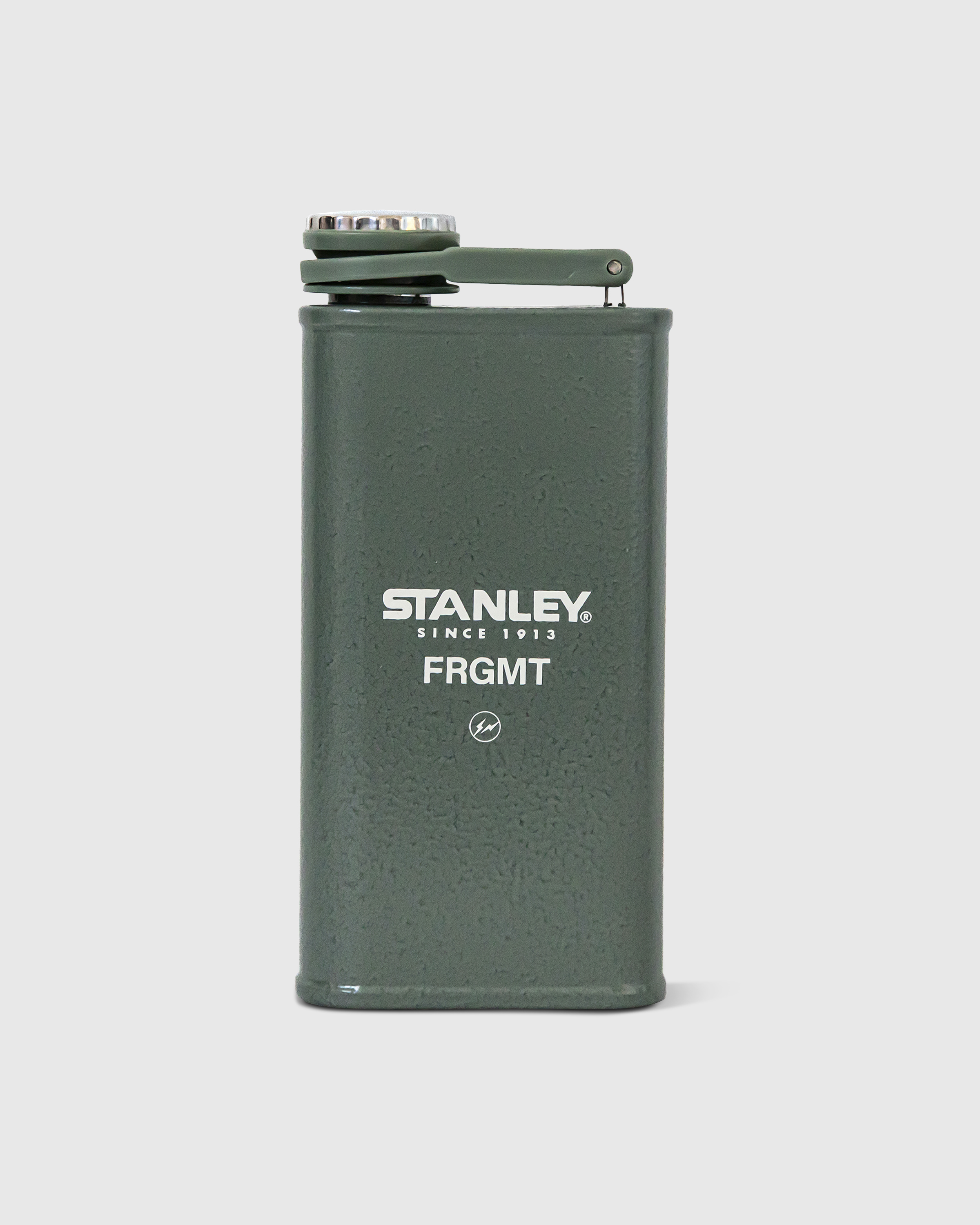 Stanley – 8OZ Classic Flask fragment Hammertone Green - Bottles & Bowls - Green - Image 1