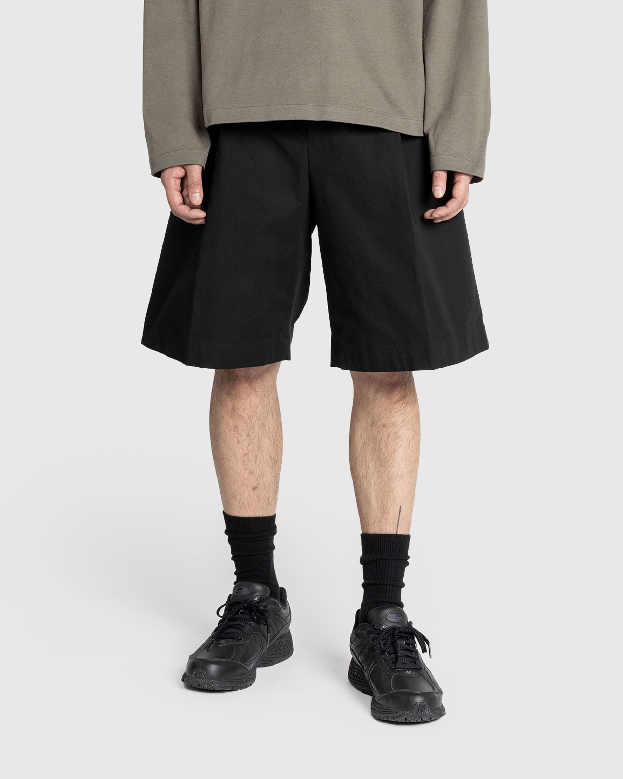 Jil Sander – Trouser 105 Shorts Black - Bermuda Cuts - Black - Image 2