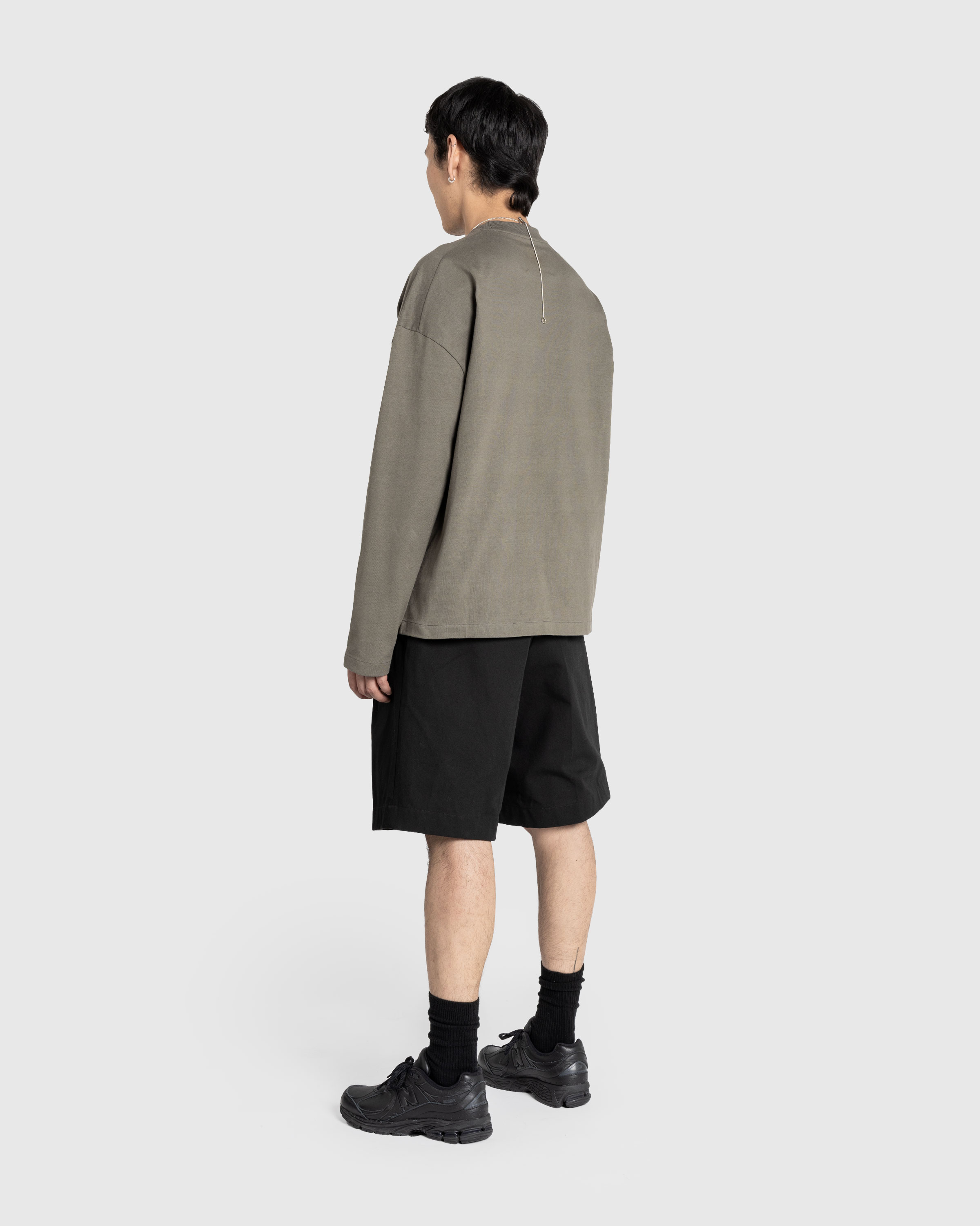 Jil Sander – Trouser 105 Shorts Black - Bermuda Cuts - Black - Image 4
