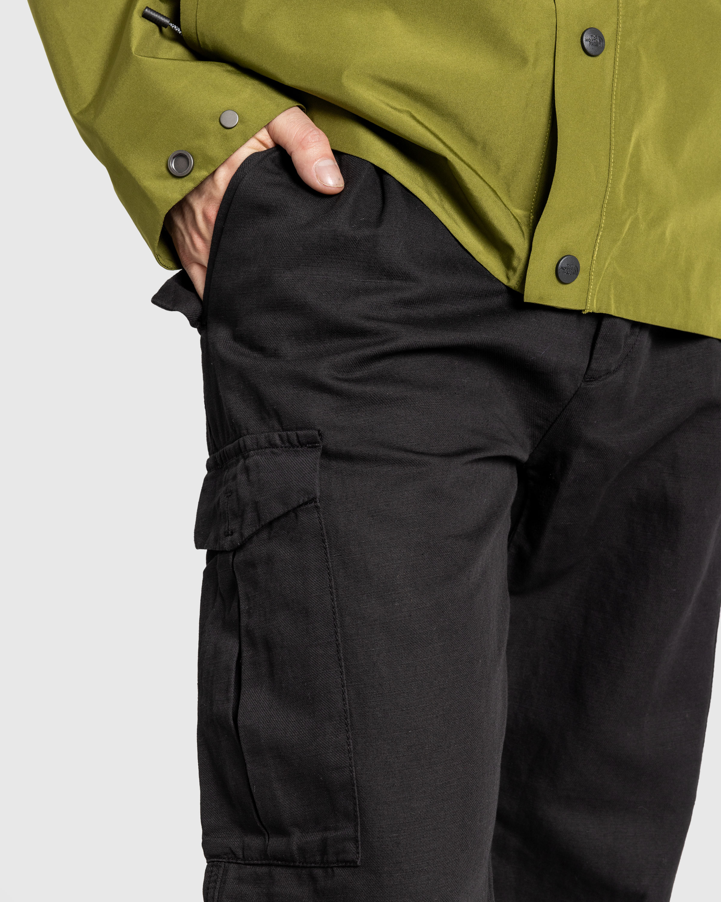 C.P. Company – Linen Cargo Pants Black - Pants - Black - Image 6