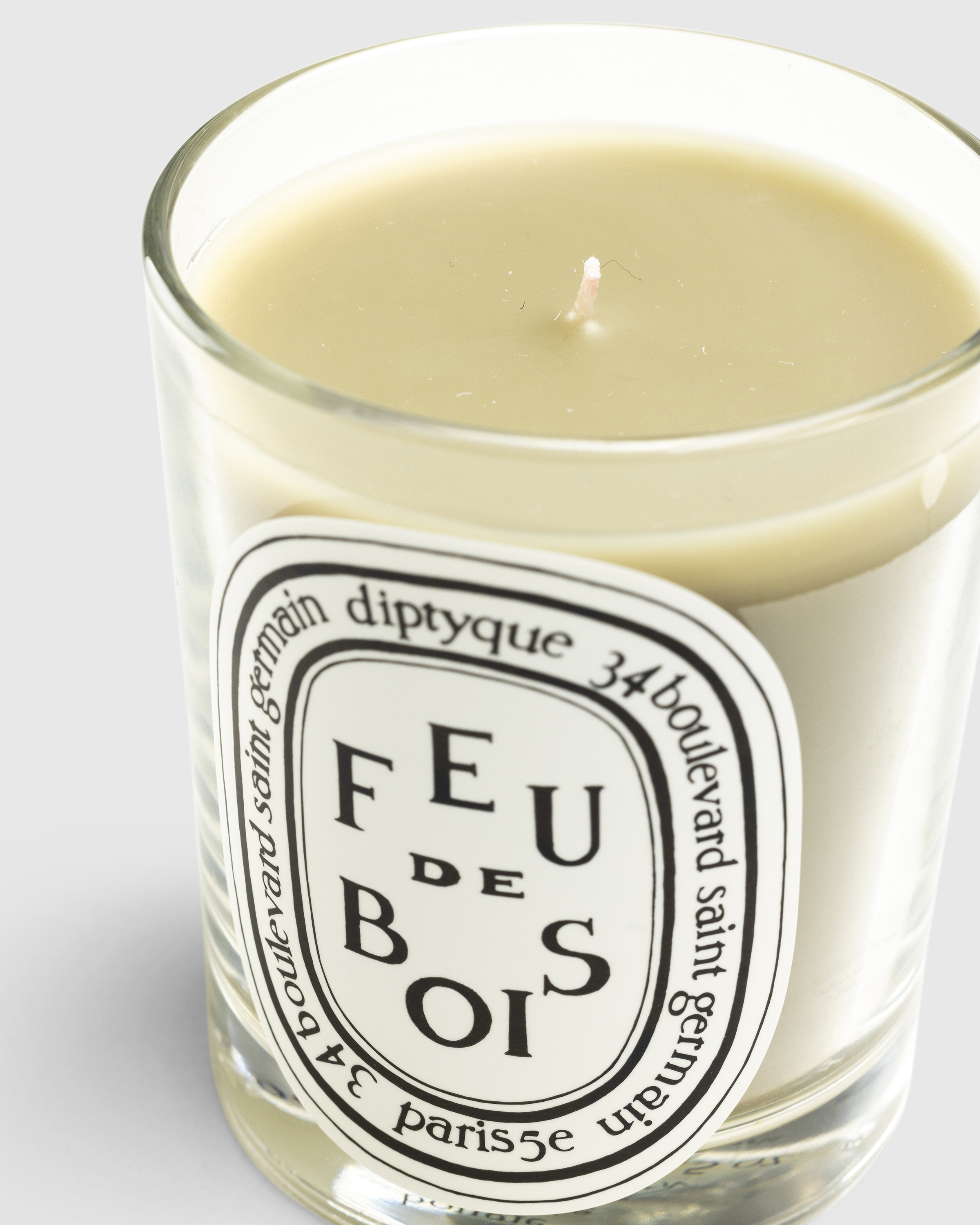 Diptyque – Standard Candle Feu de Bois 190g - Candles & Fragrances - Transparent - Image 2