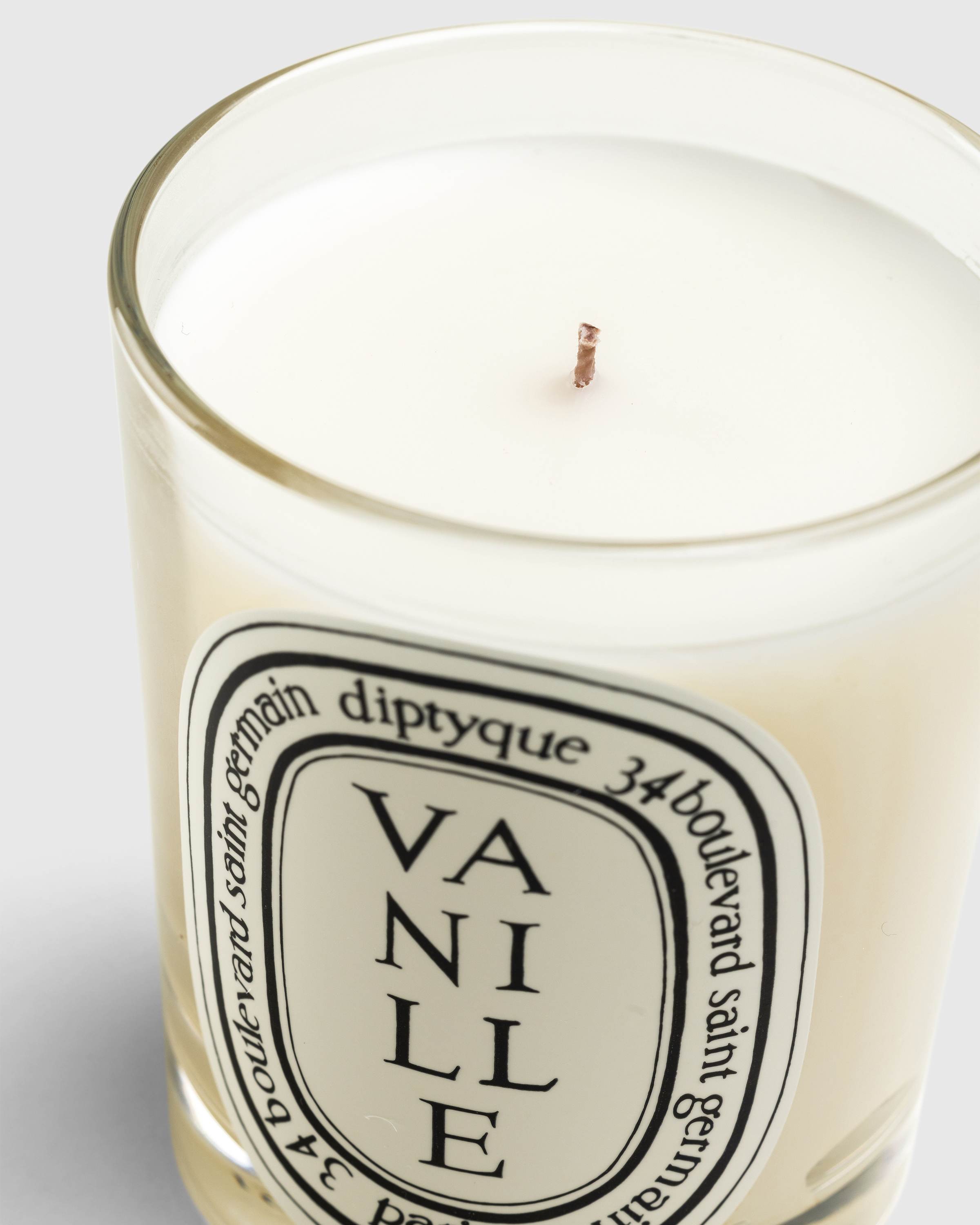 Diptyque – Standard Candle Vanille 190g - Candles & Fragrances - Transparent - Image 2