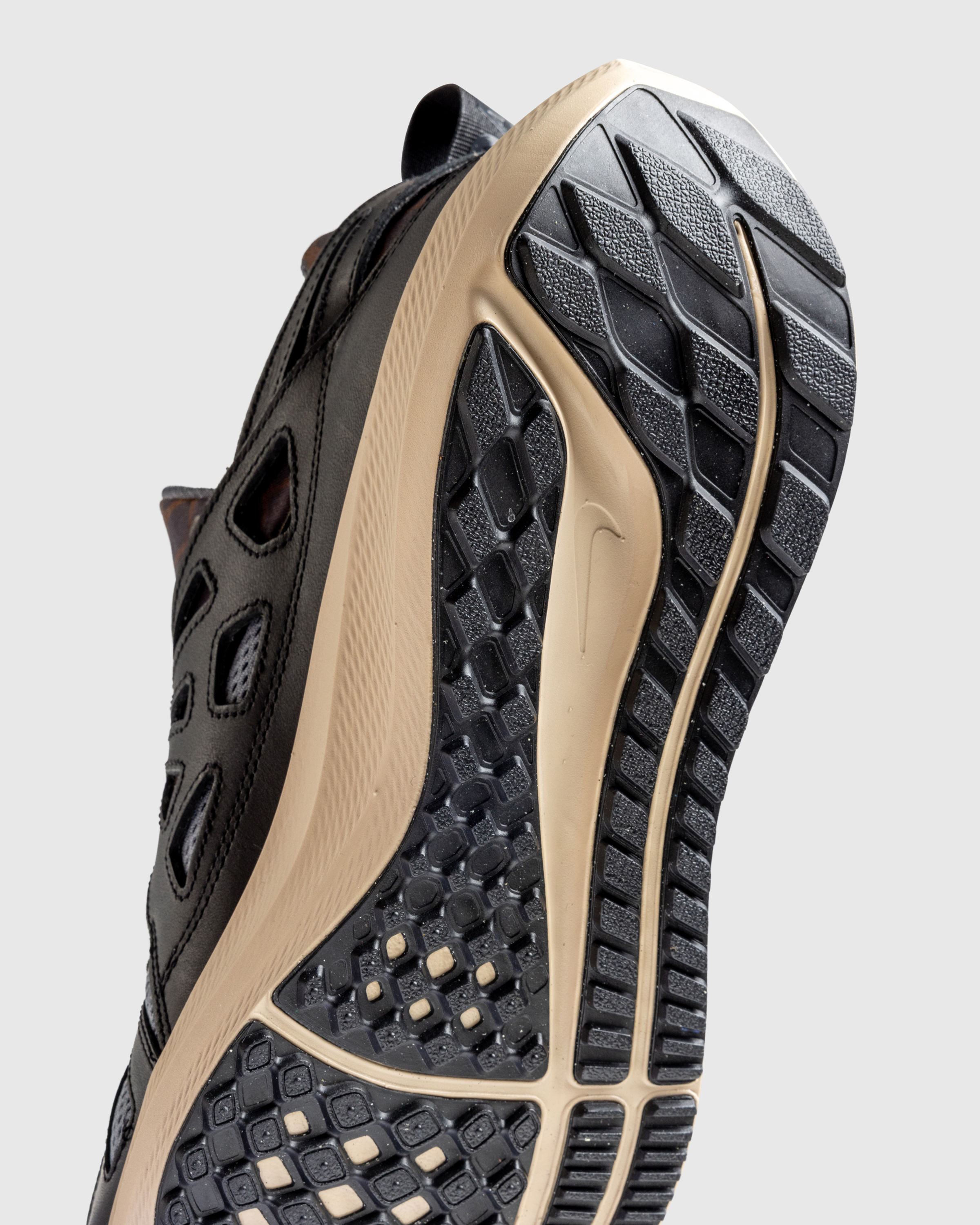 Nike x Patta – Air Huarache 20Y24 Black/Cool Grey/Sanddrift - Oxfords & Lace Ups - Black - Image 5