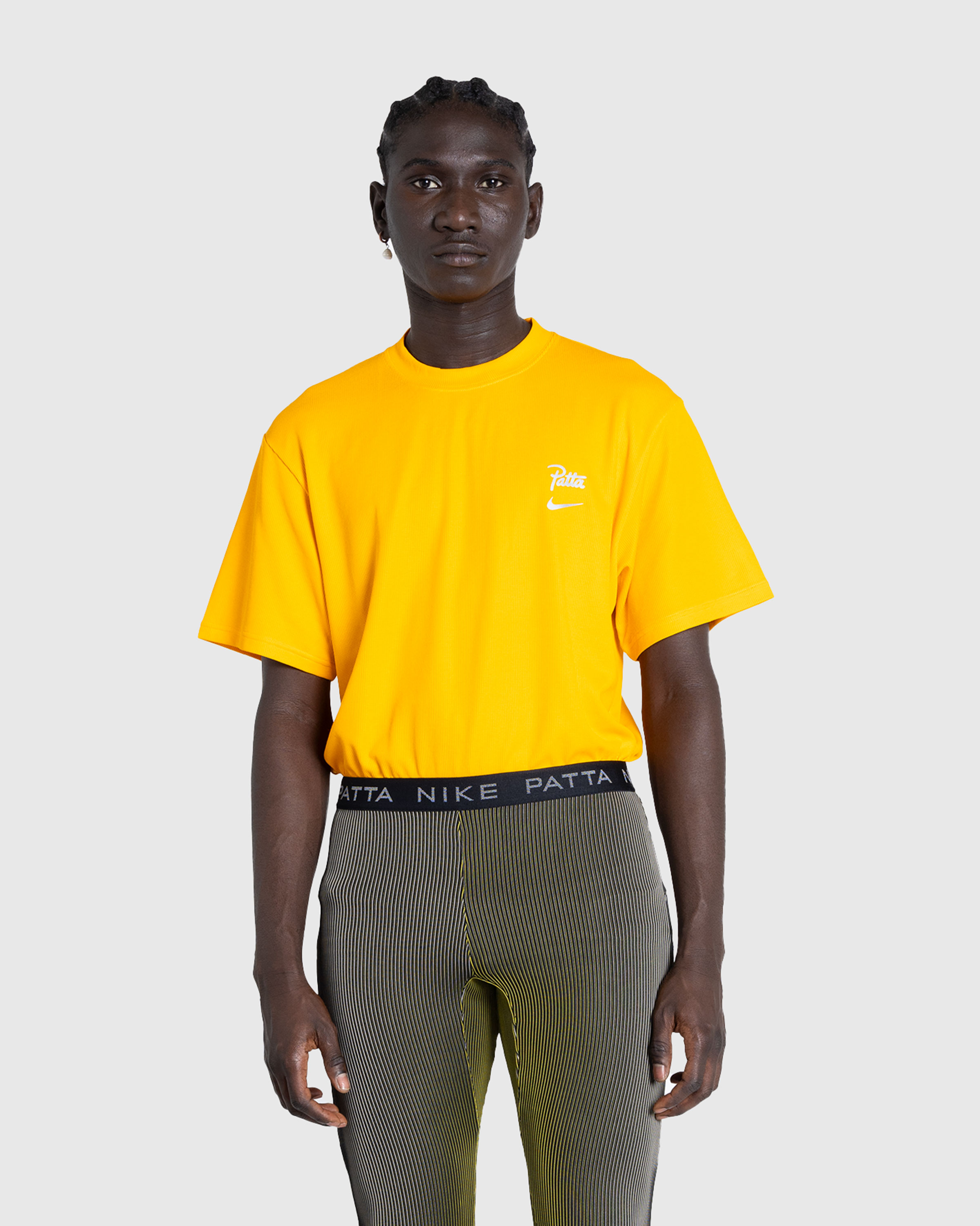Nike x Patta – Running Team T-Shirt Sundial - T-Shirts - Yellow - Image 2