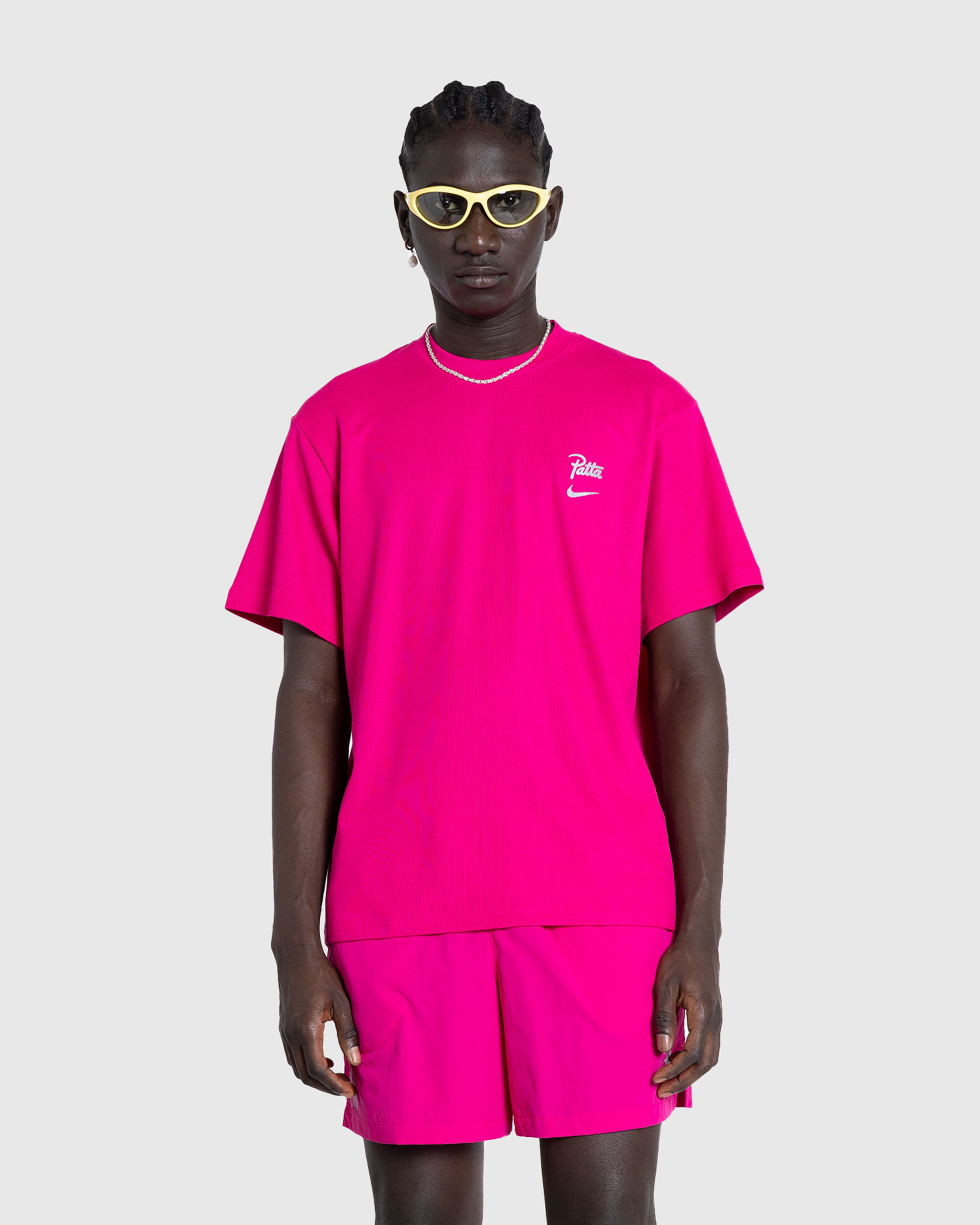 Nike x Patta – Running Team T-Shirt Fireberry - T-Shirts - Red - Image 2