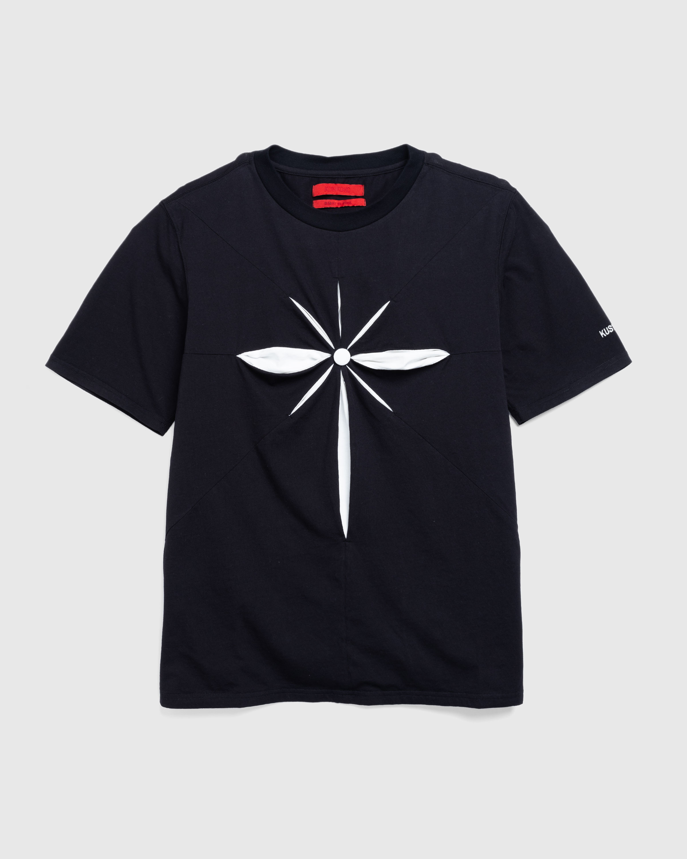 KUSIKOHC – Origami T-Shirt Black/White Alyssum - Tops - Black - Image 1