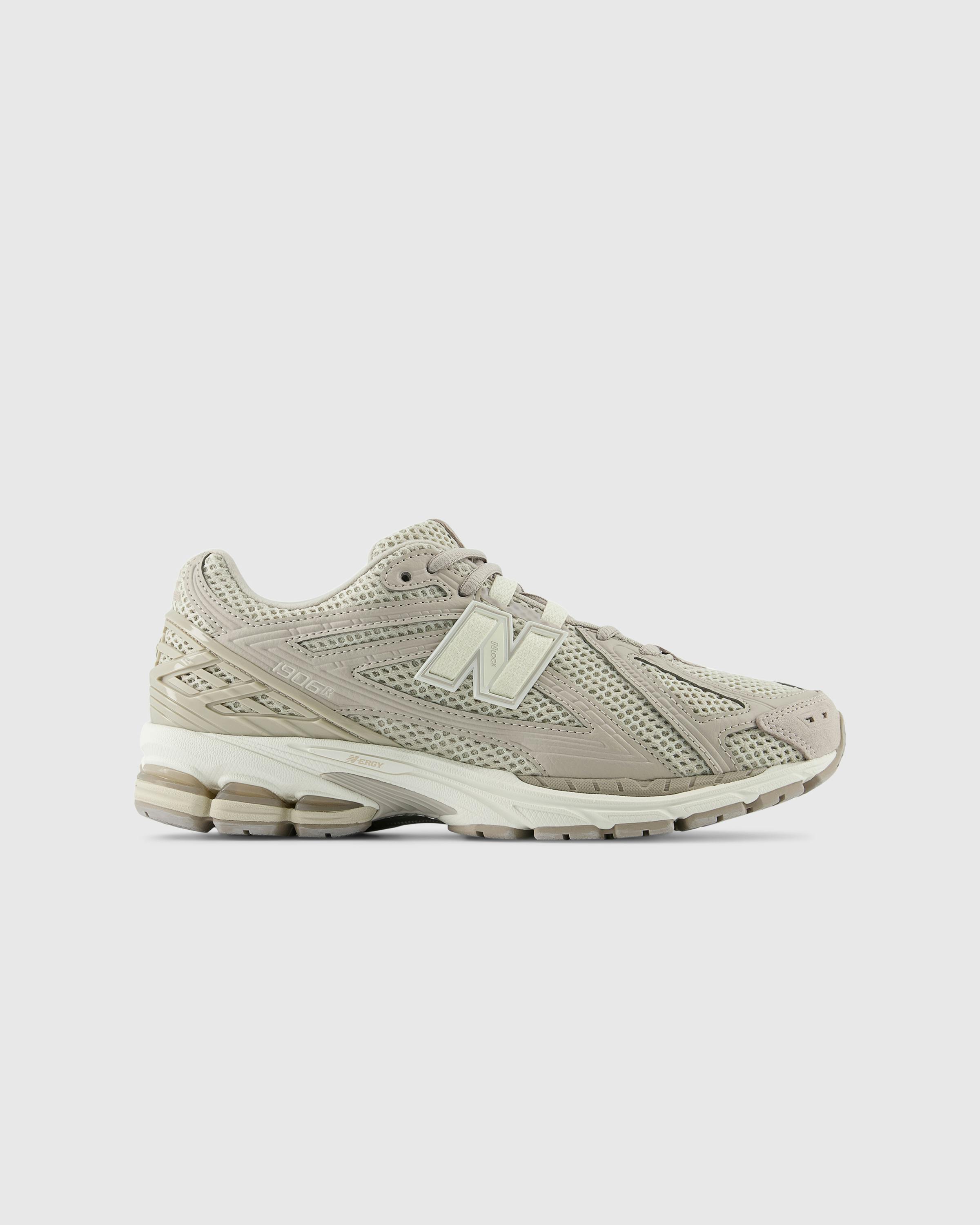 New Balance – M1906RGR Moonrock - Sneakers - Grey - Image 1