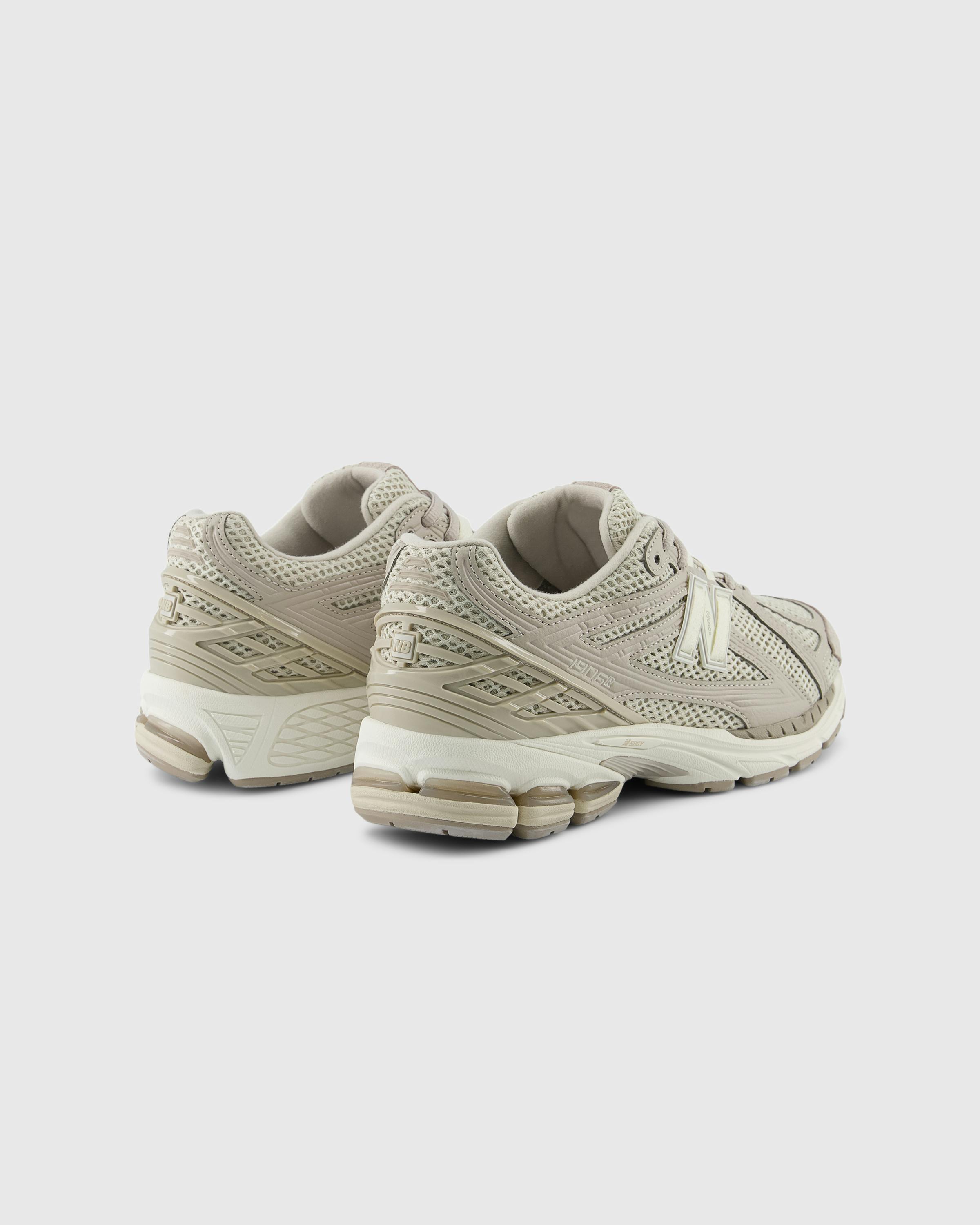New Balance – M1906RGR Moonrock - Sneakers - Grey - Image 4