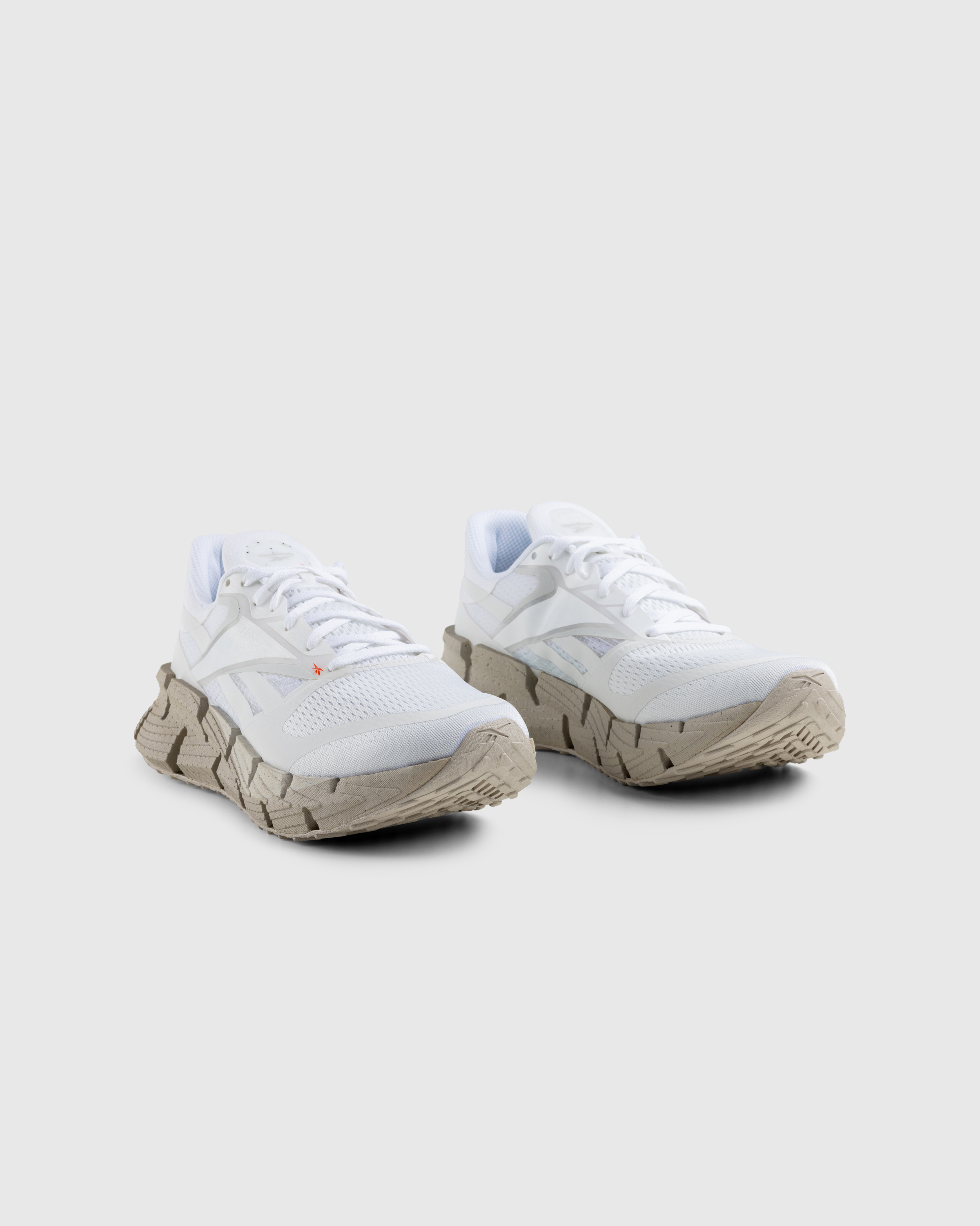 Reebok – FloatZig White - Low Top Sneakers - White - Image 3