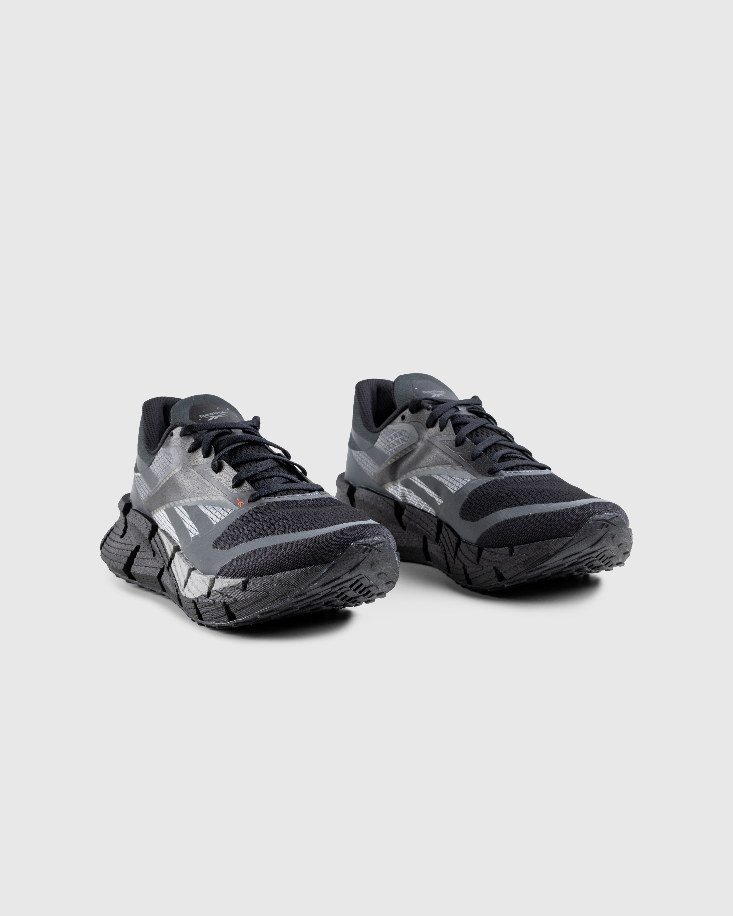Reebok – FloatZig Black - Low Top Sneakers - Black - Image 3