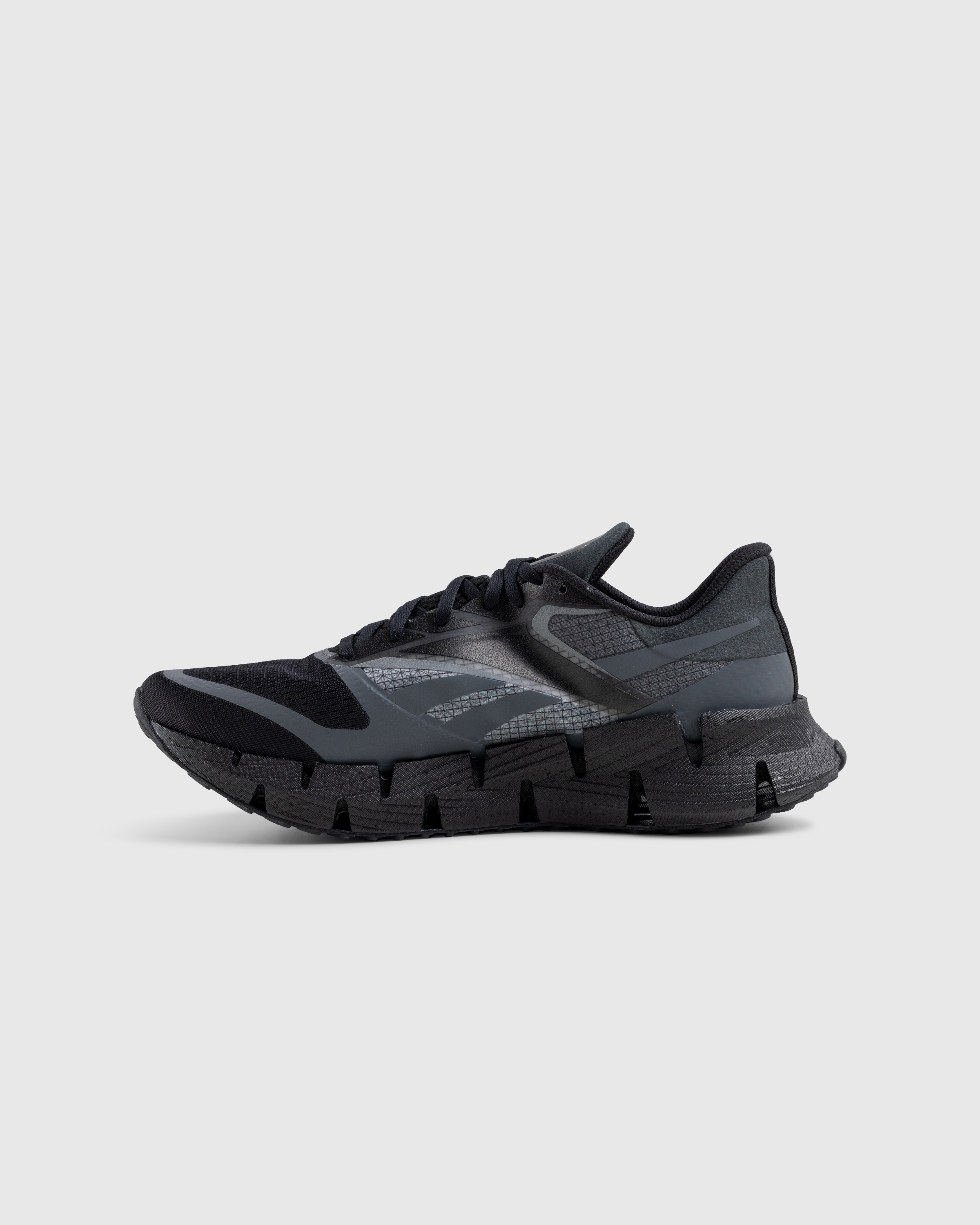 Reebok – FloatZig Black - Low Top Sneakers - Black - Image 2