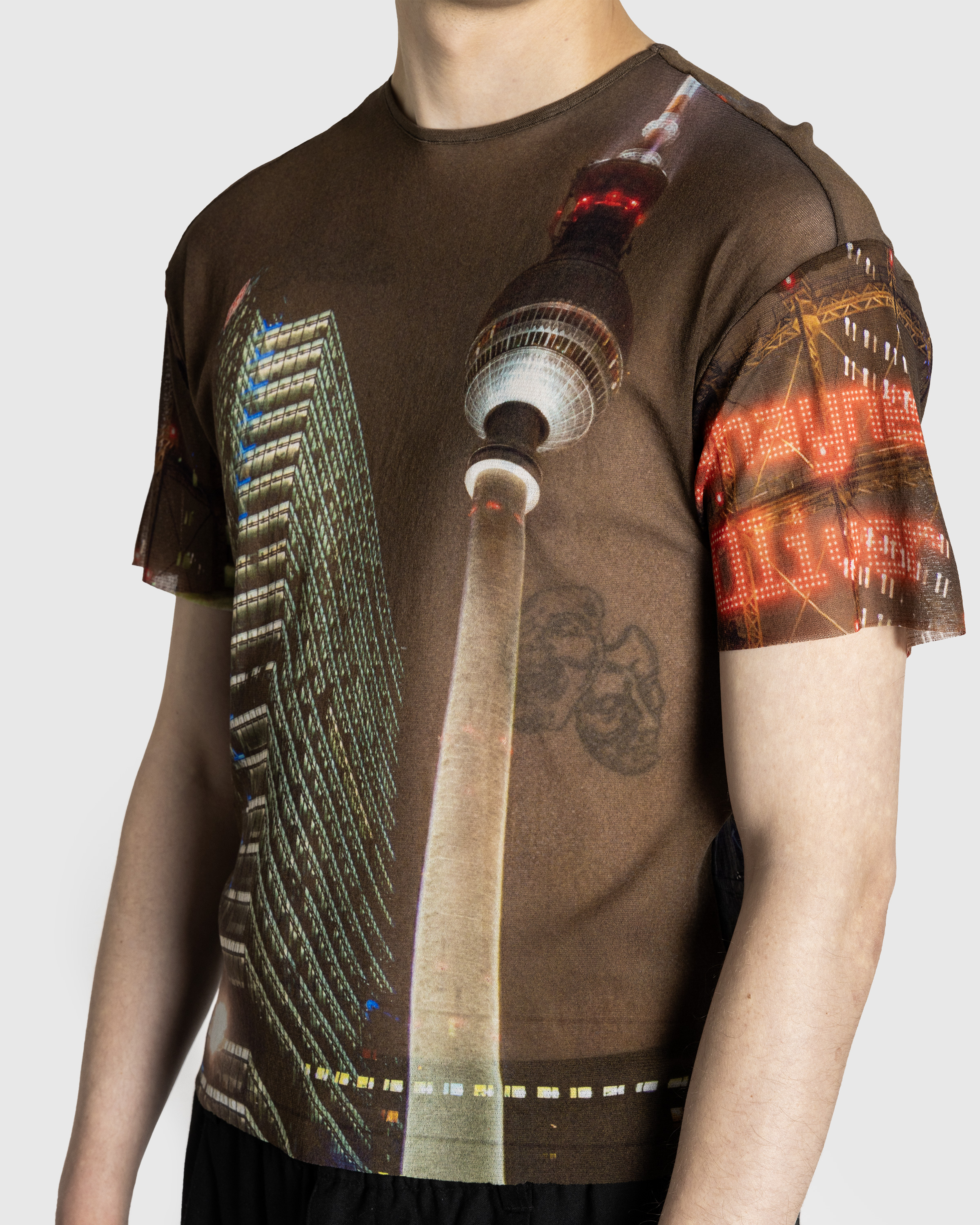 Jean Paul Gaultier x Shayne Oliver – Mesh Oversized Tee Printed "City" Brown/Green/Blue/Red - T-Shirts - Brown - Image 5
