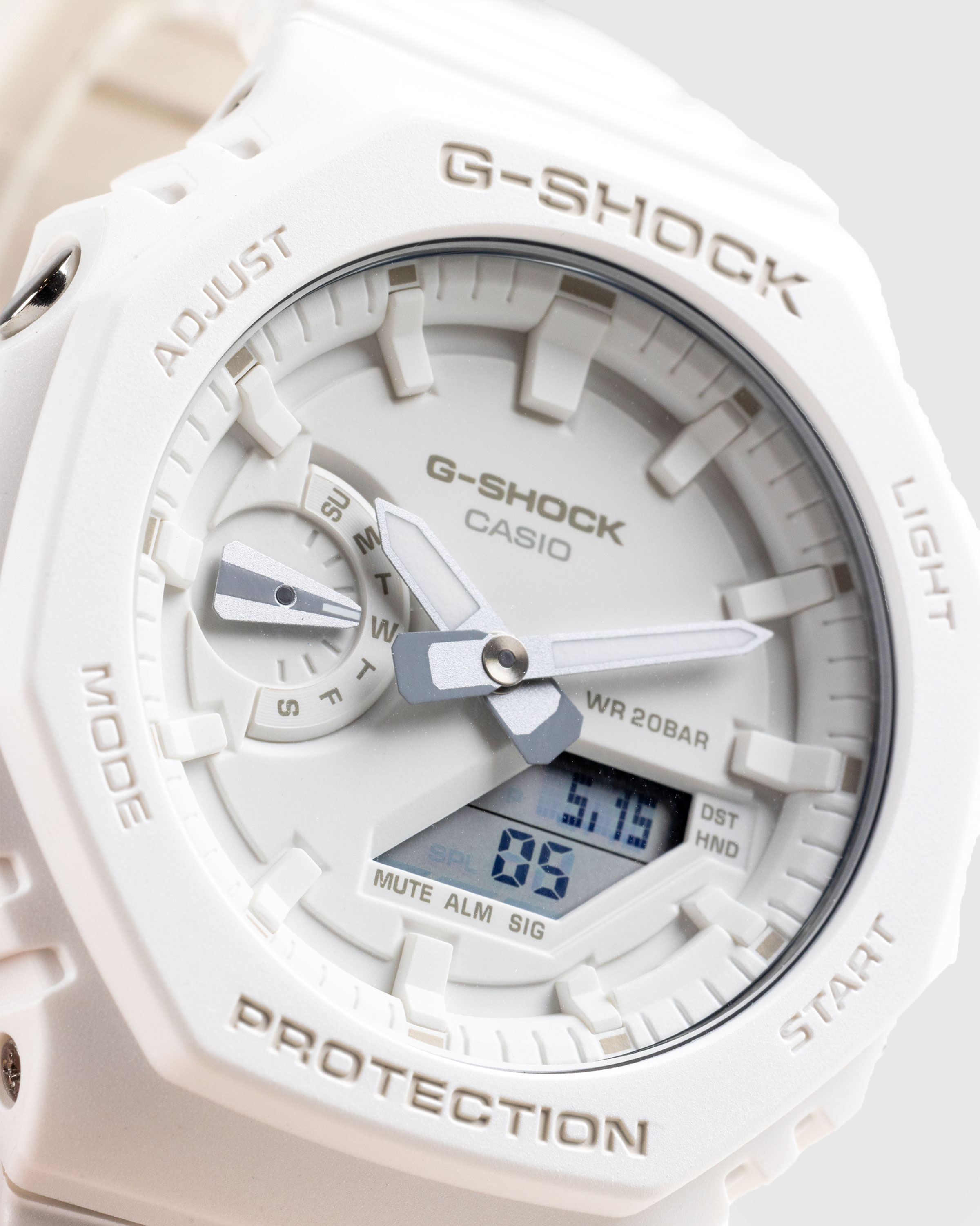 Casio G-Shock – GA-2100-7A7ER Classic White - Quartz - White - Image 3