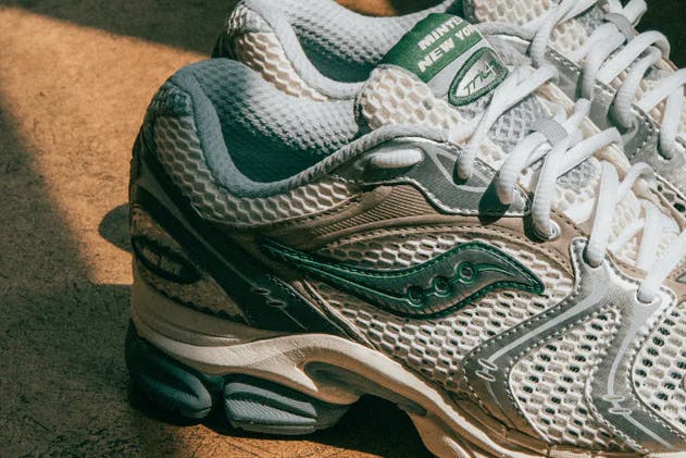 Saucony minted