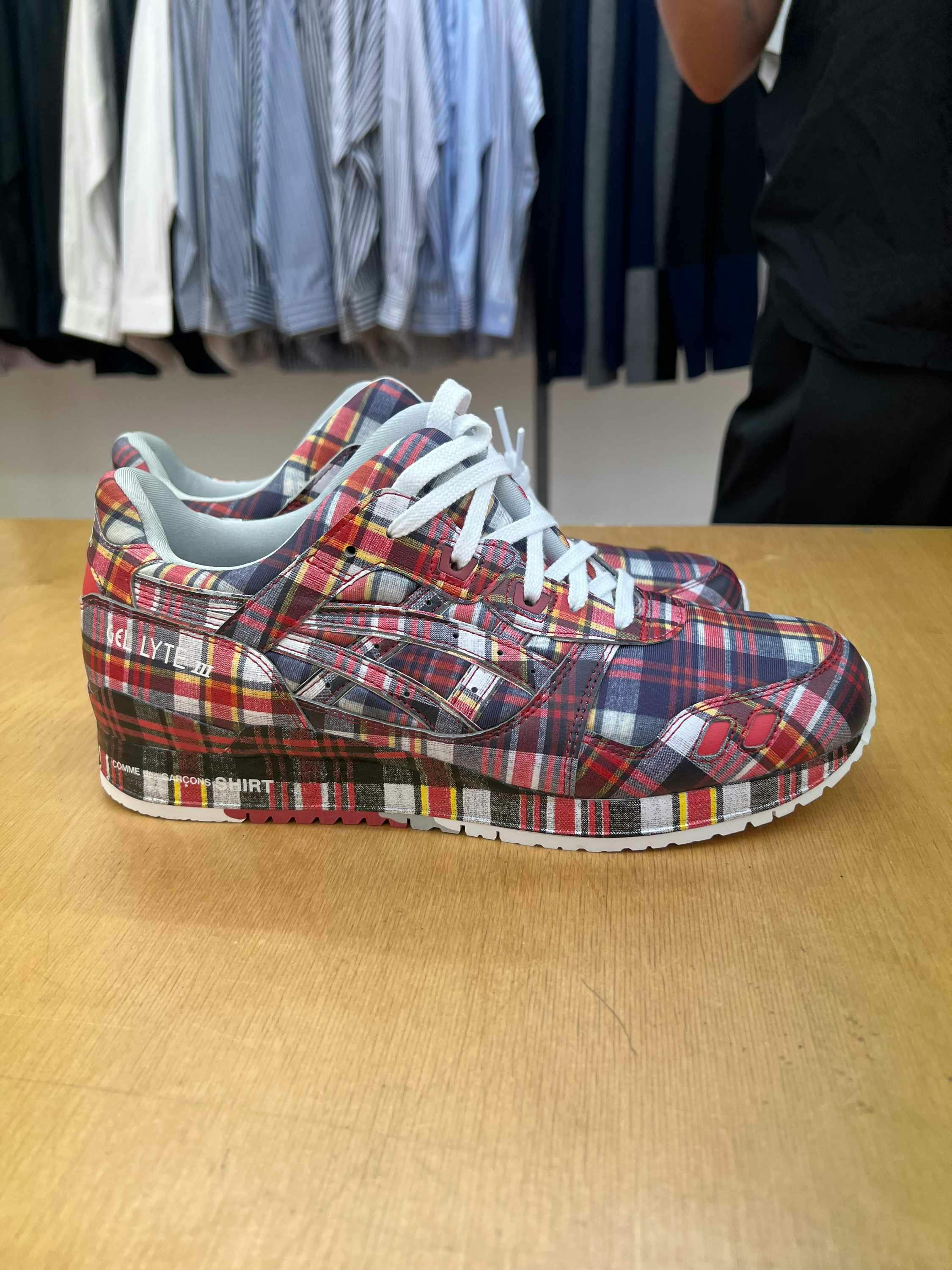 Comme des Garcons Shirt x ASICS SS25 sneakers in pink and brown plaid