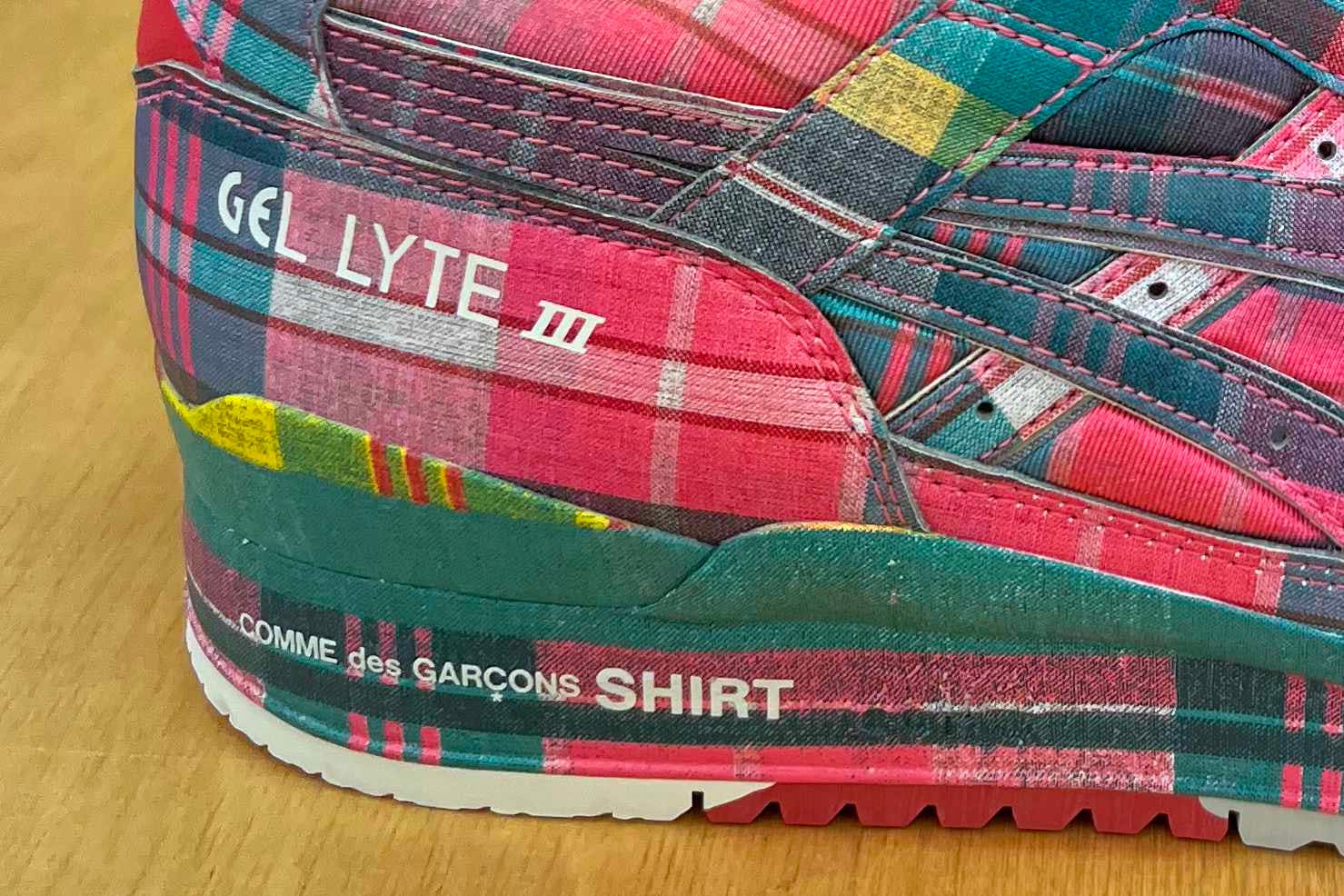 Comme des Garcons Shirt x ASICS SS25 sneakers in pink and brown plaid