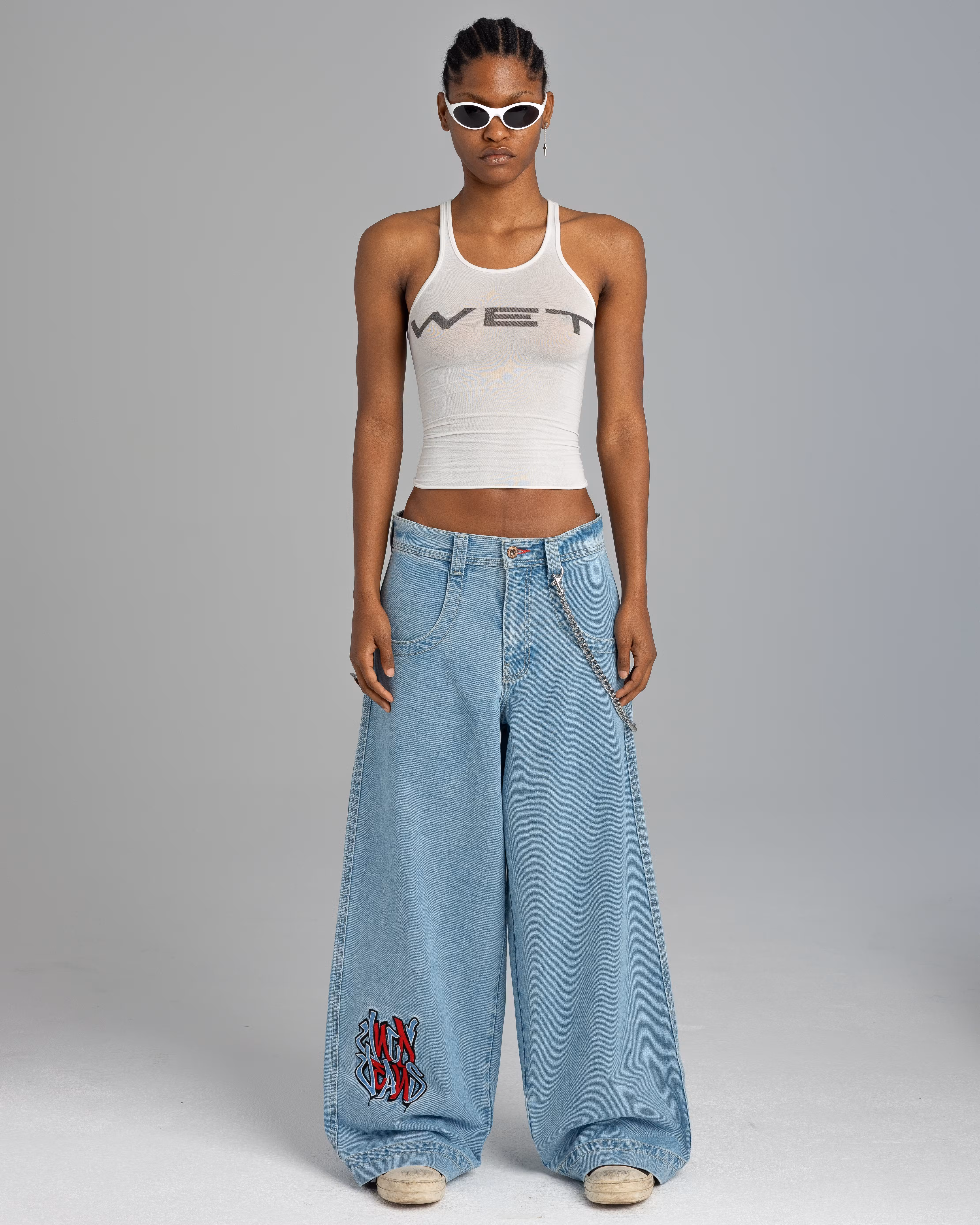 JNCO jeans worn by models