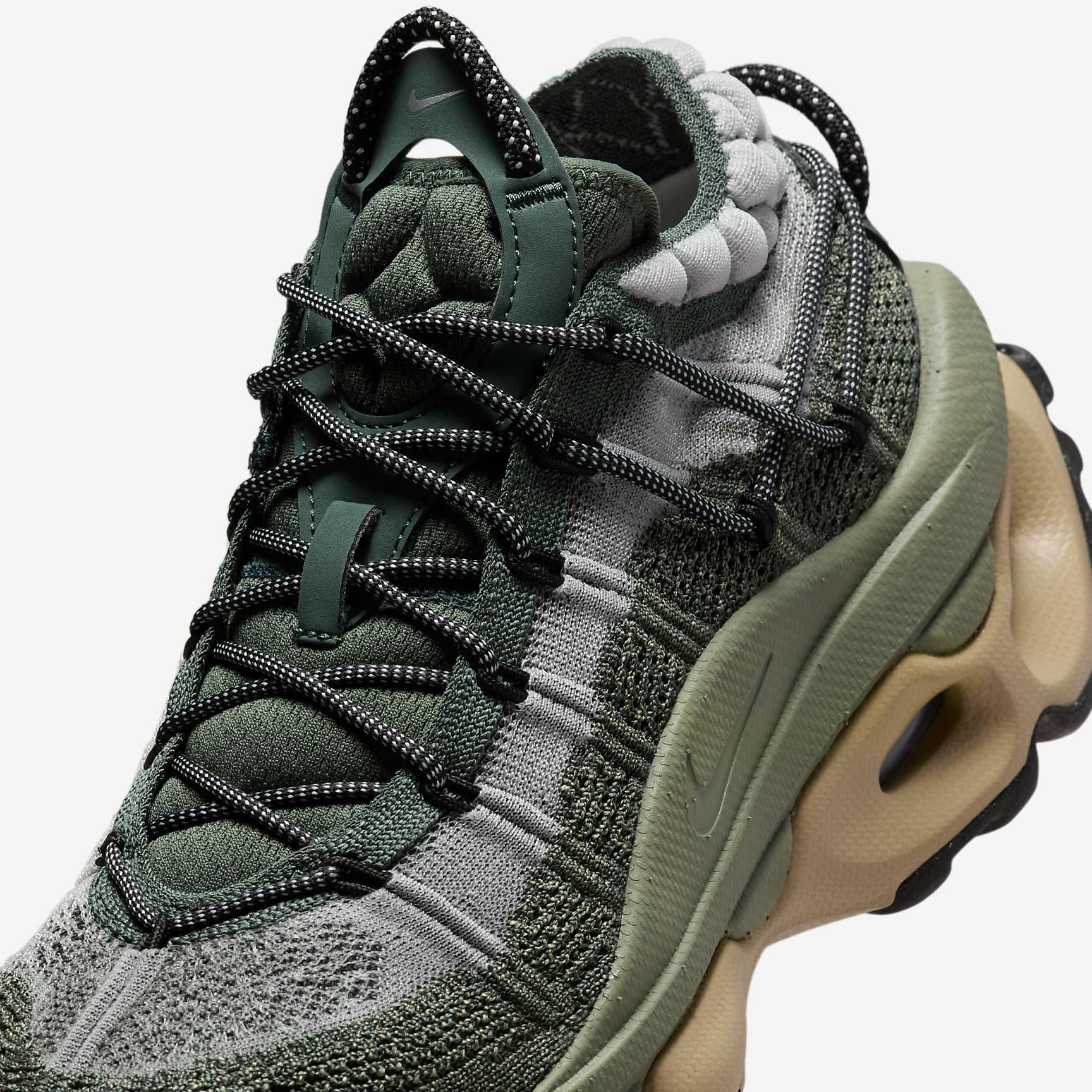 Nike's Air Max Flyknit Venture Gets More Ruggedly Beautiful