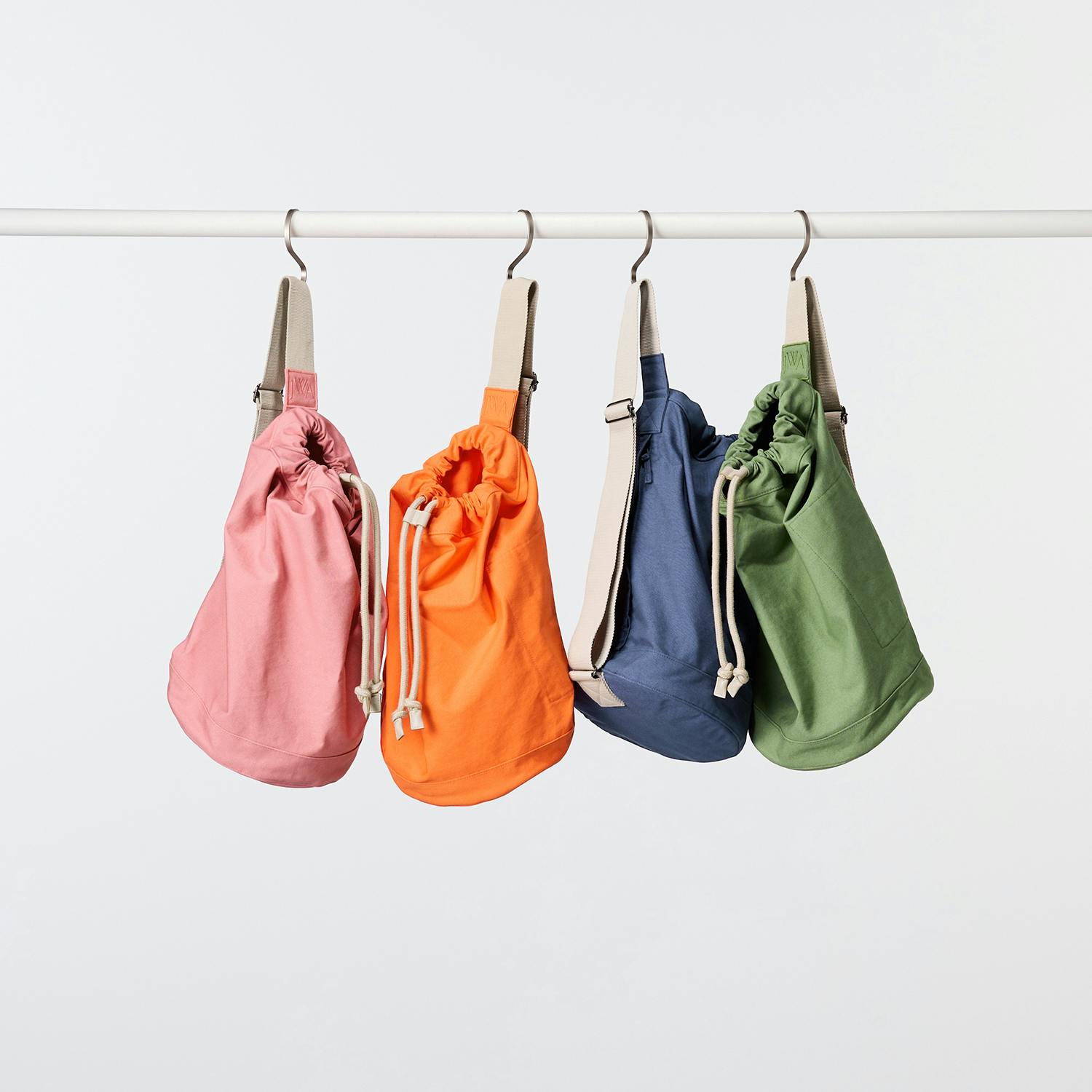 jw anderson jwa uniqlo ss25 lookbook