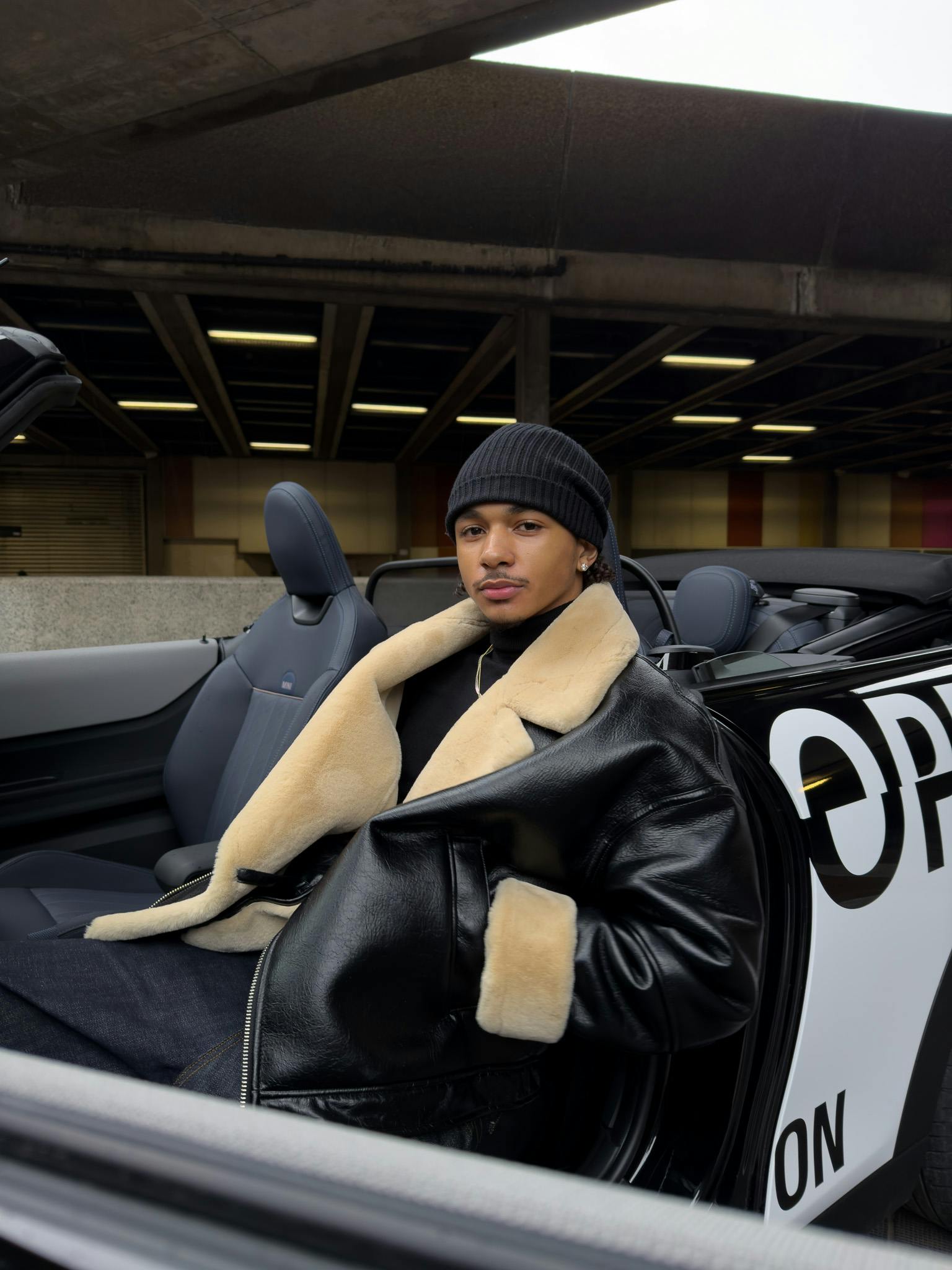 HS talents in London with the MINI convertible