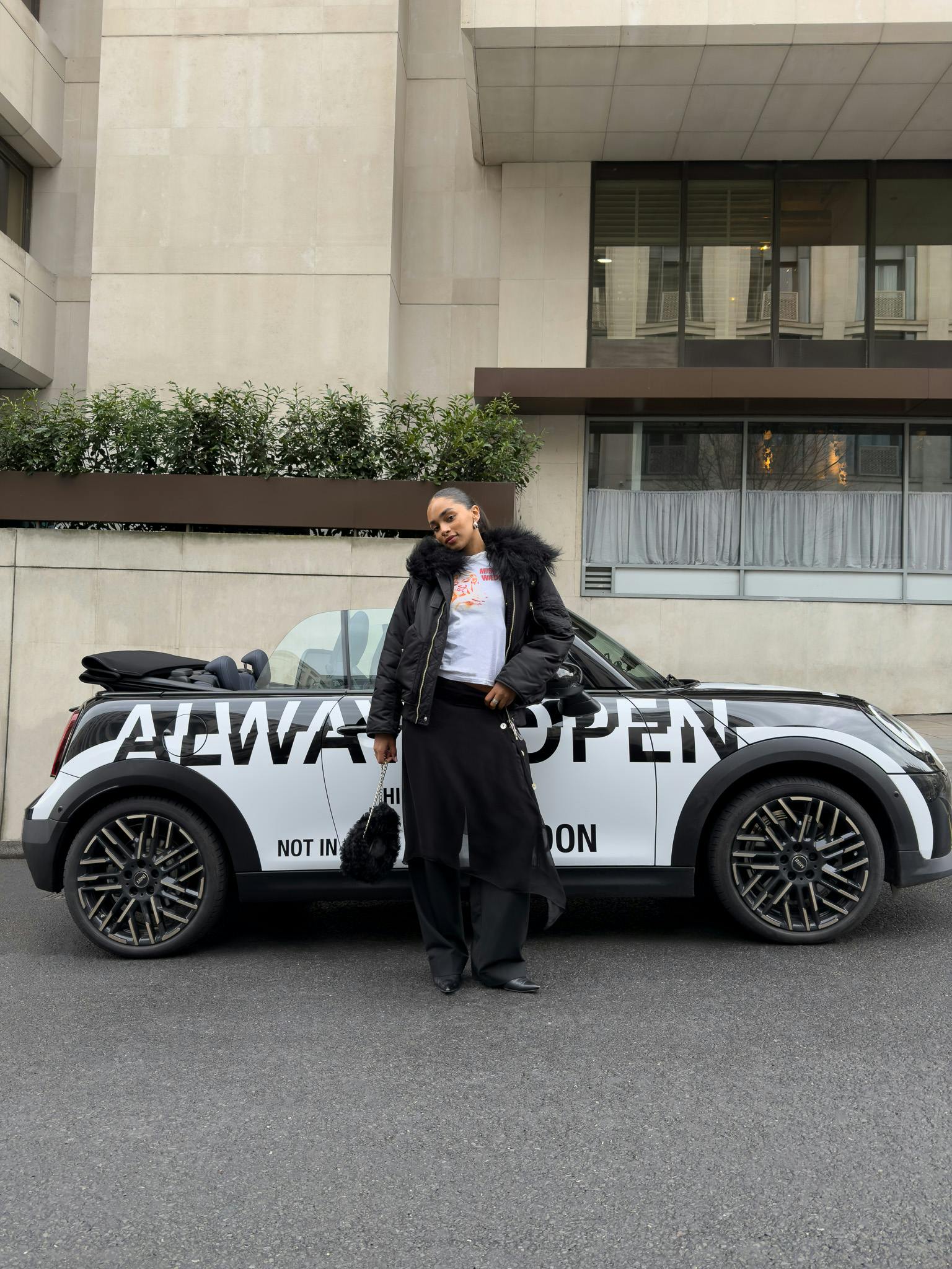 HS talents in London with the MINI convertible