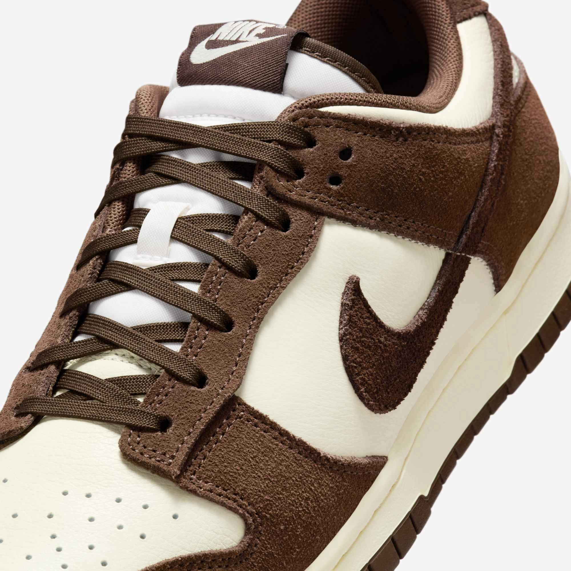 nike dunk low pale ivory baroque brown