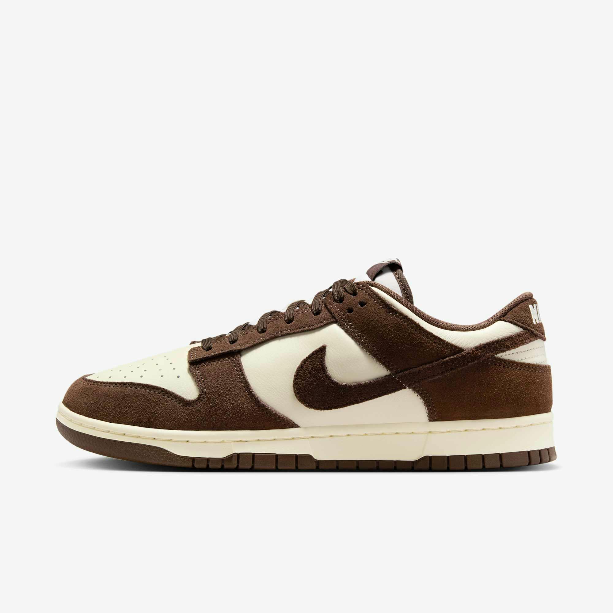 Nike's New Velvety Dunk Does Nike's New Velvety Dunk Does