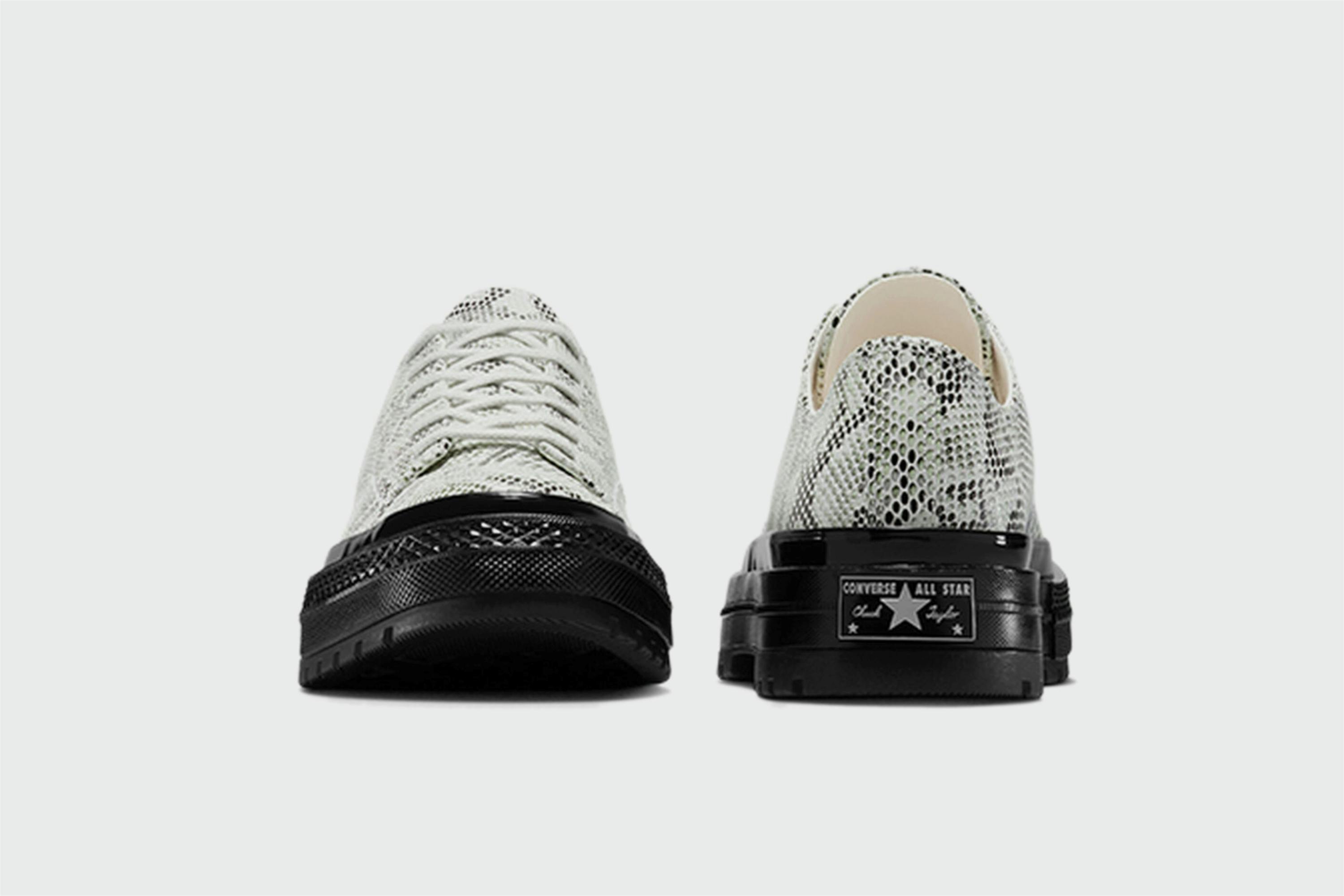 Converse Chuck 70 Formal Sneaker News Loafer Snake Skin All Black Fashion