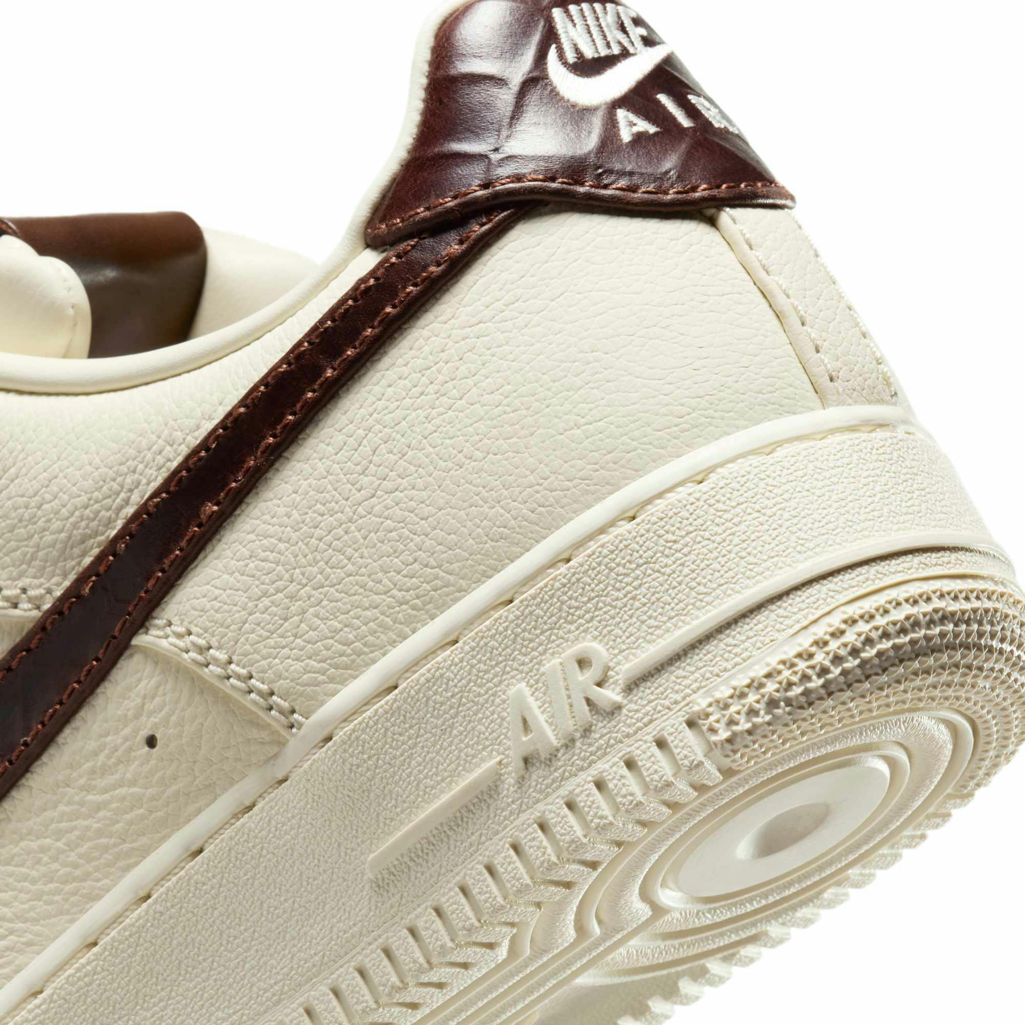 nike air force 1 sail brown