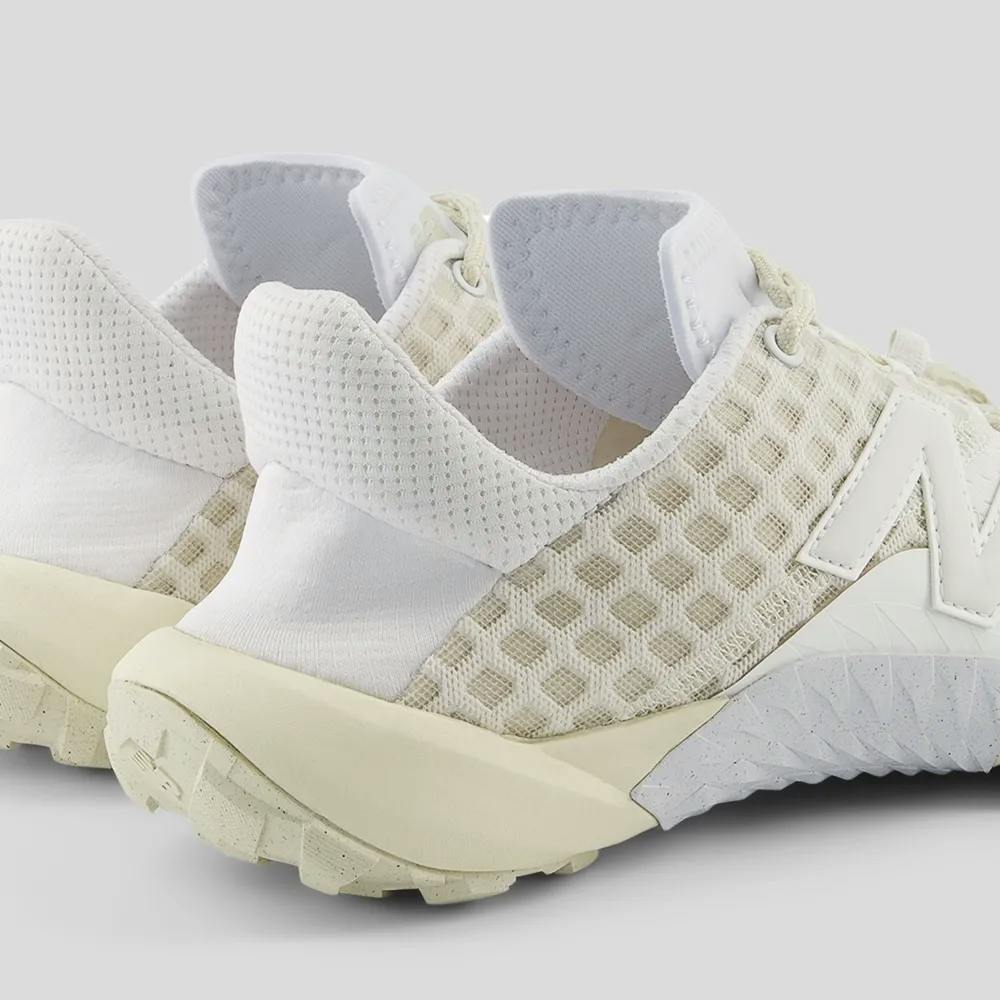 New Balance Minimus MTM10