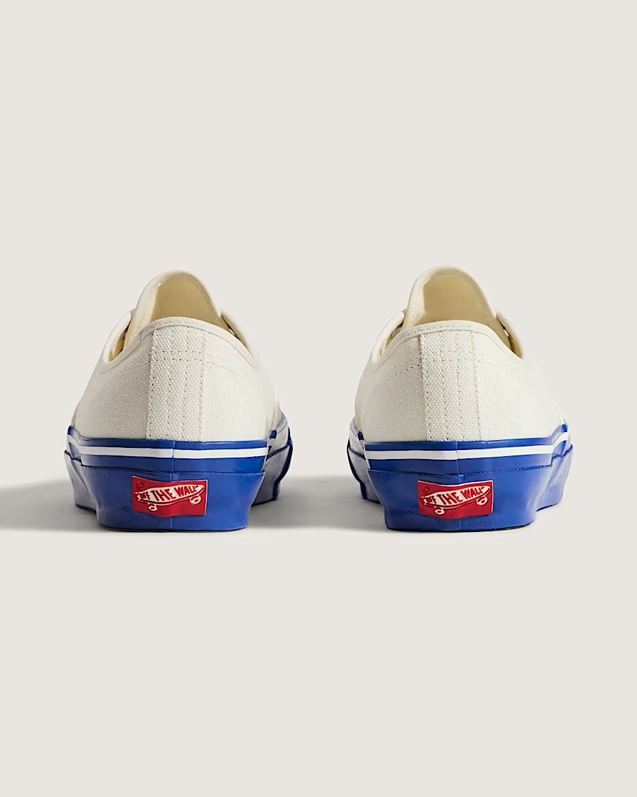 vans authentic carhartt