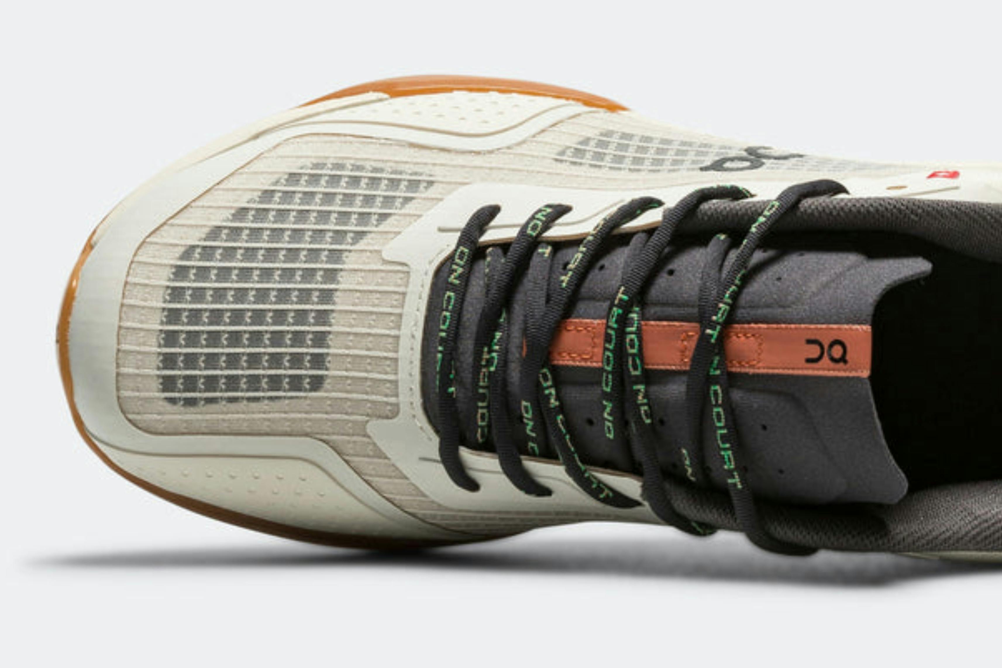 On THE ROGER ADV Z5 Roger Federer