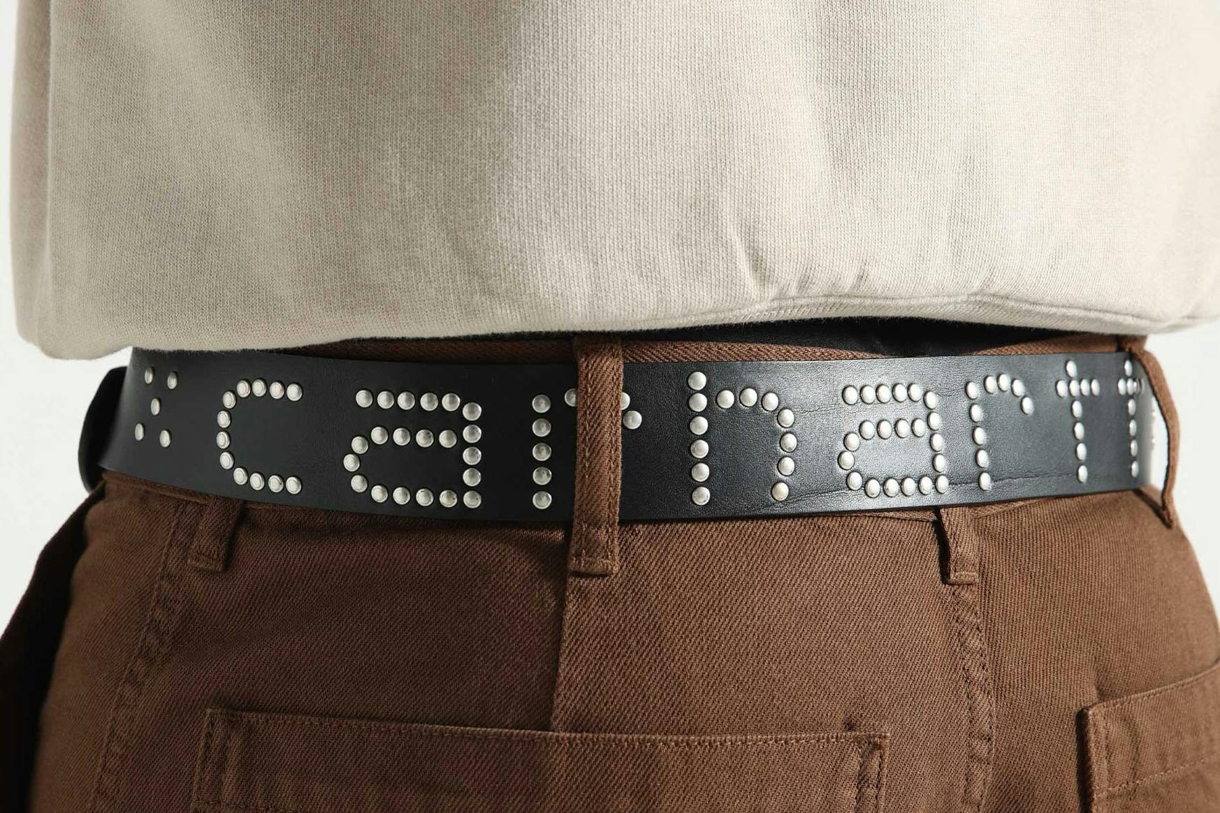 Carhartt studded belt