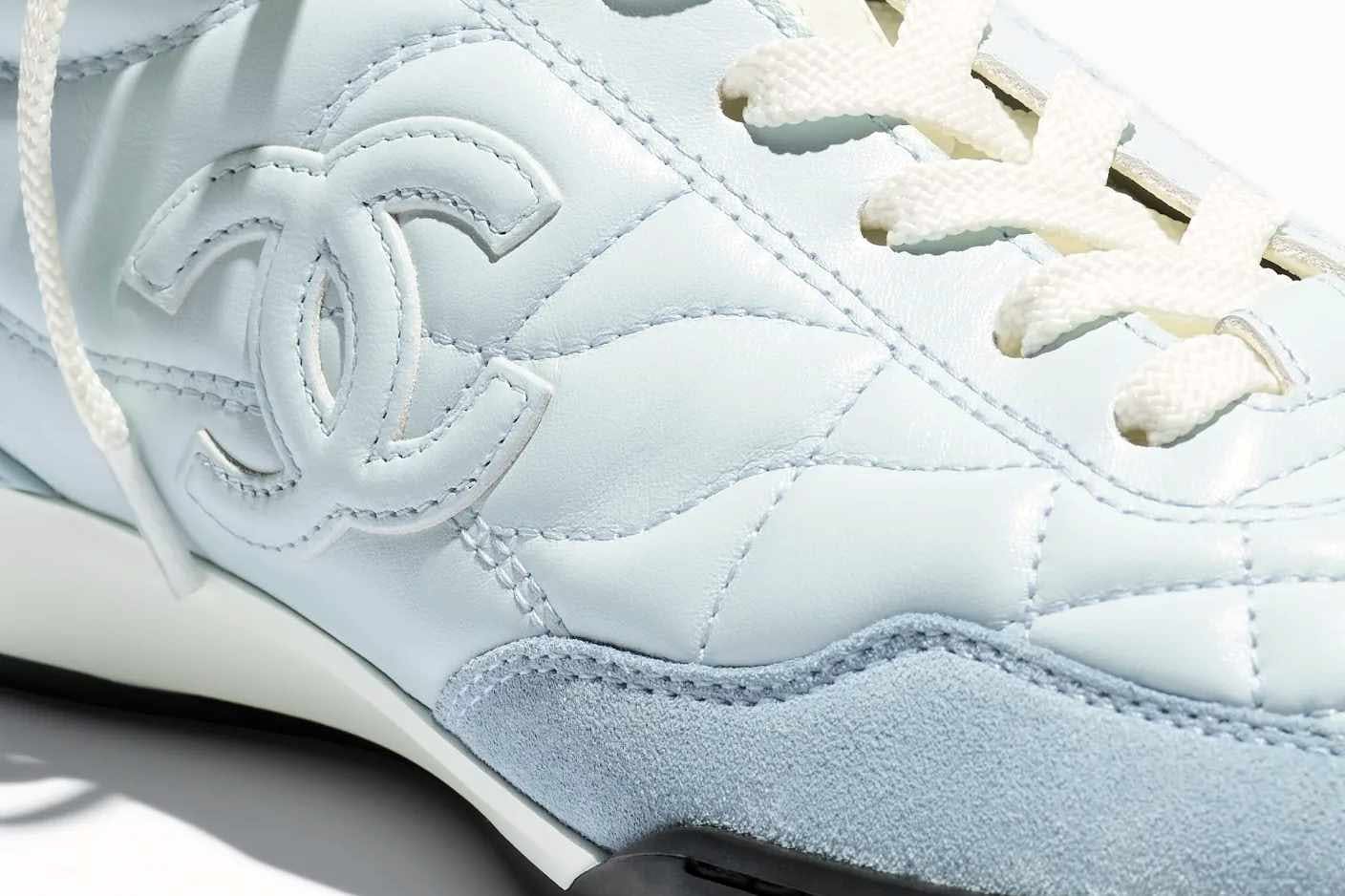 chanel flat leather sneaker