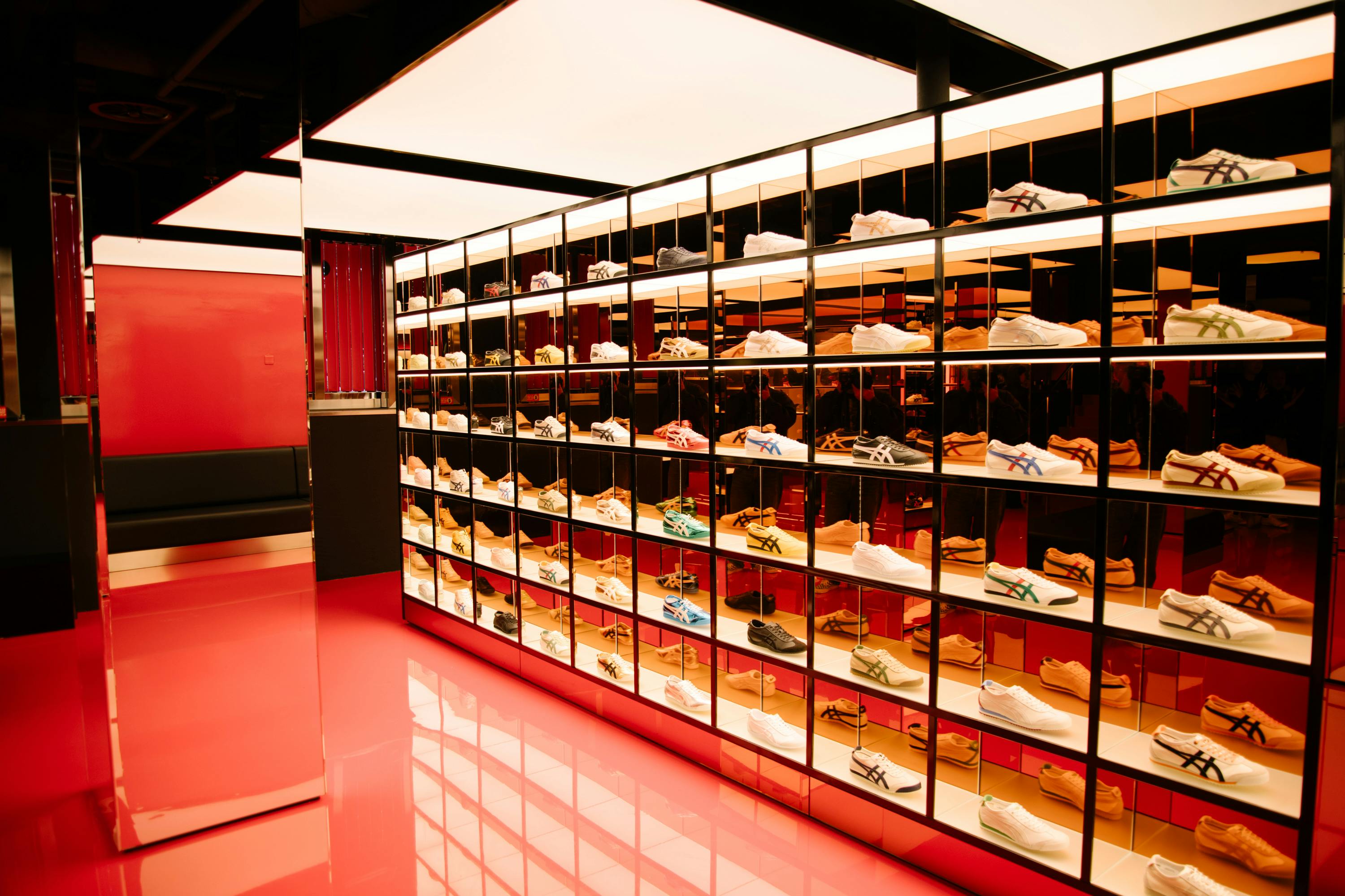 Onitsuka Tiger London Collection