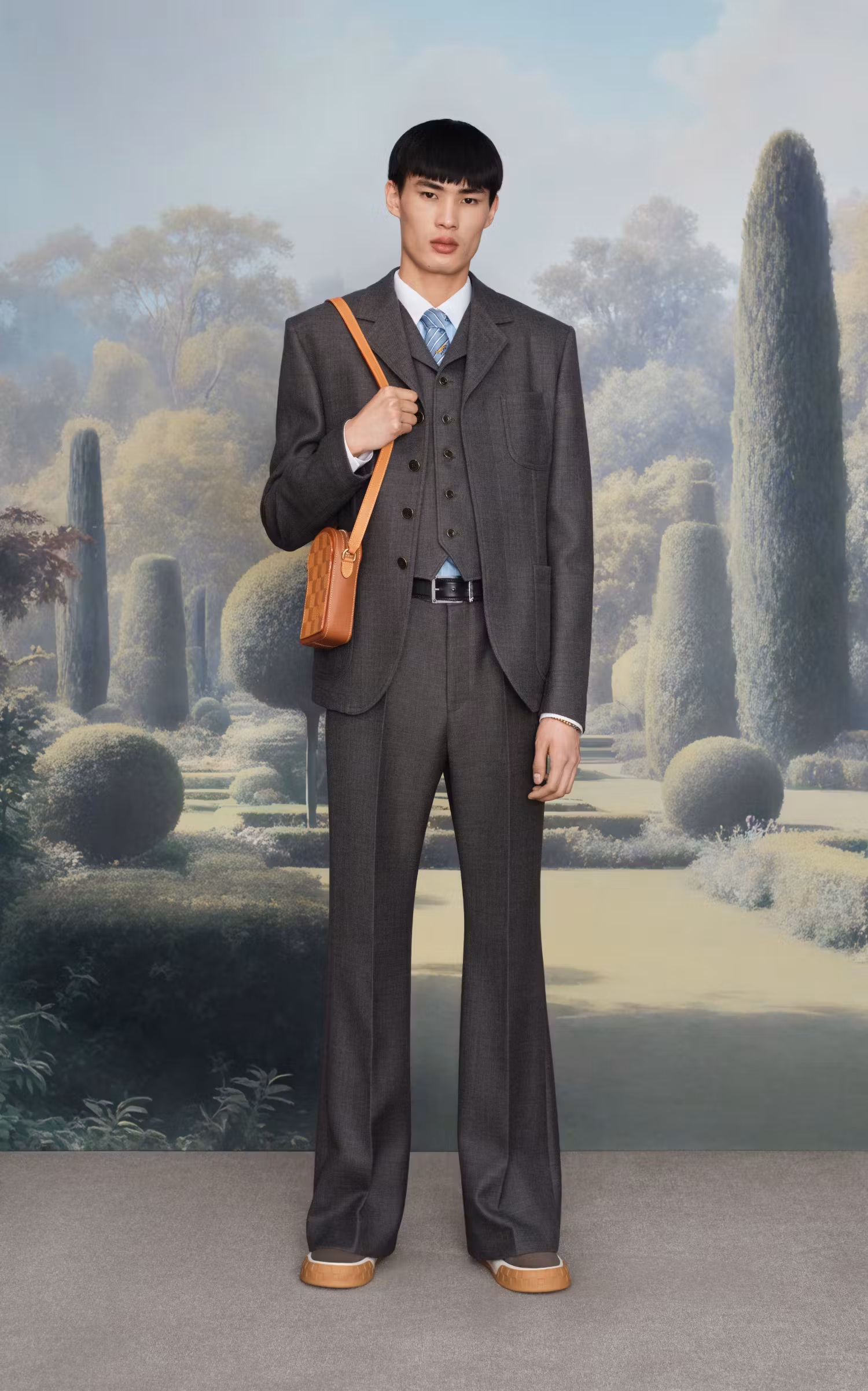 louis vuitton tilted