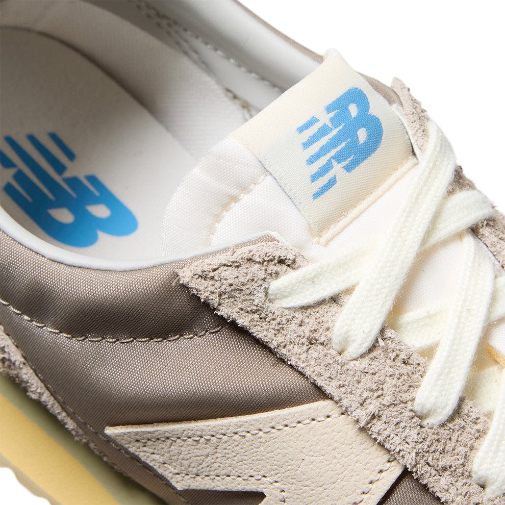 new balance 471 arid stone