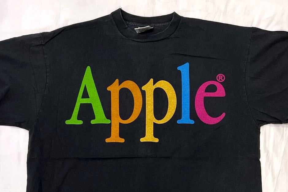 apple wwdc 2025 branding logo t-shirt