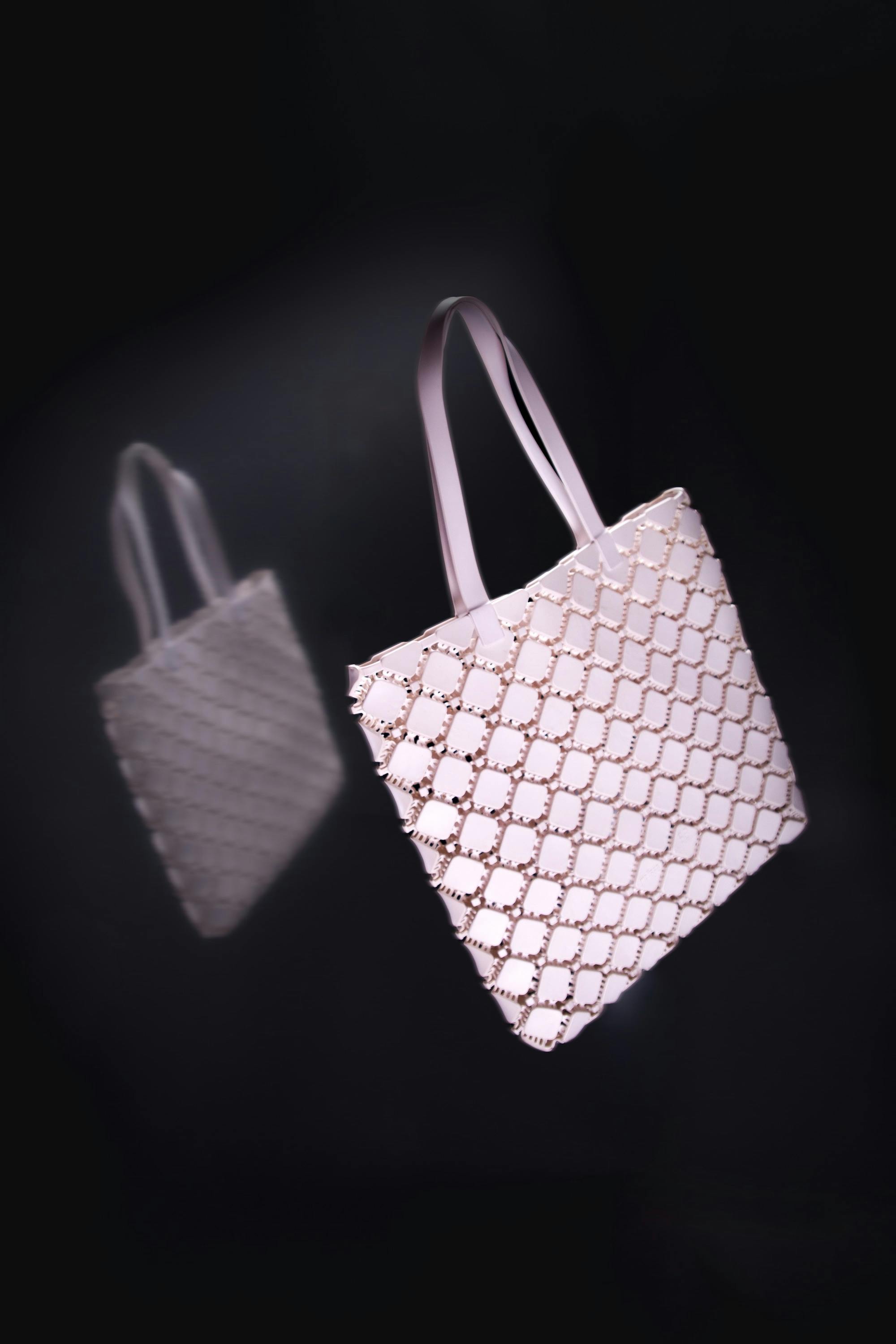 a look at the Hikaru Matsumura x Melissa collaborative Mogu bag