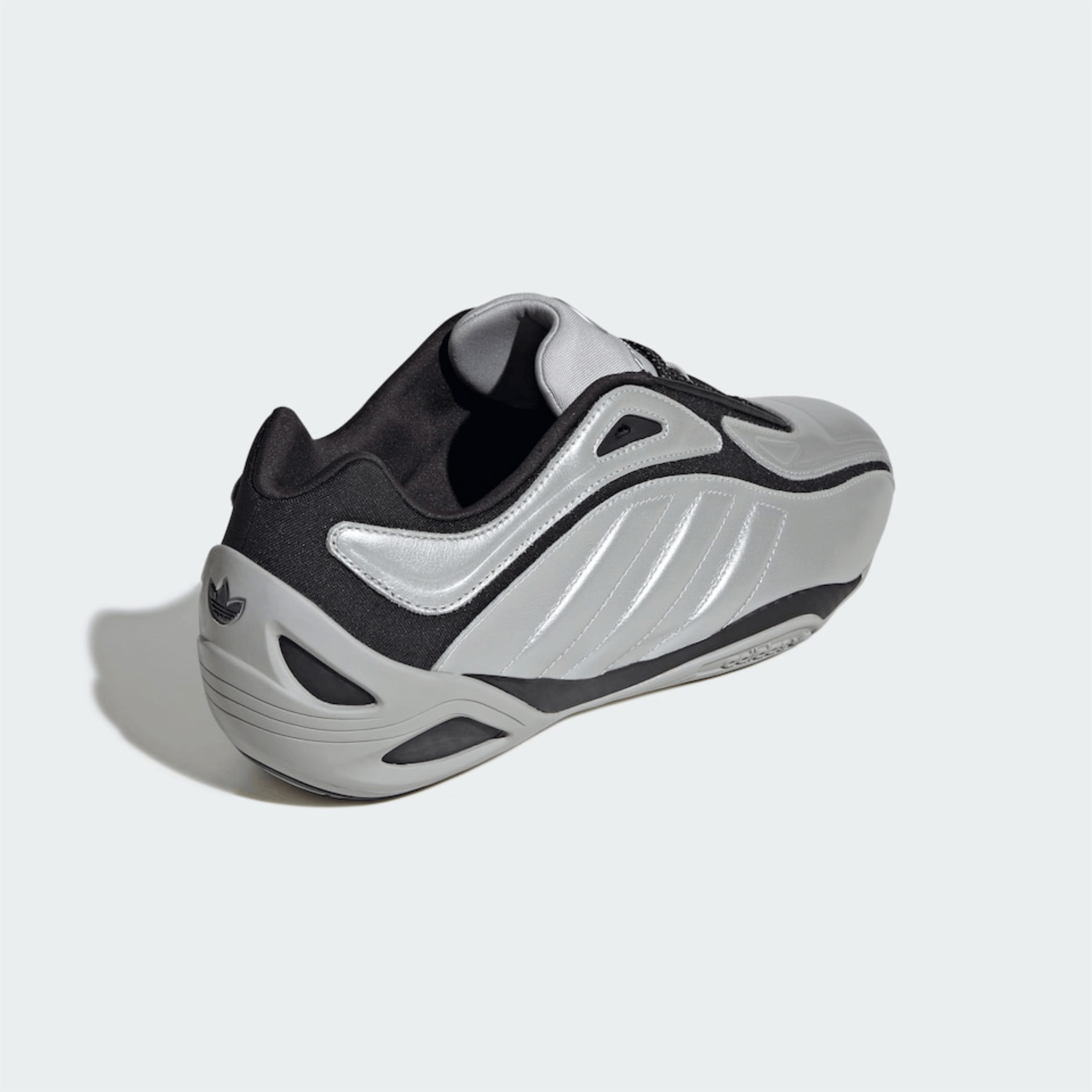 adidas Originals Adiracer GT Mercedes  adidas x Mercedes-AMG PETRONAS F1 Team collection